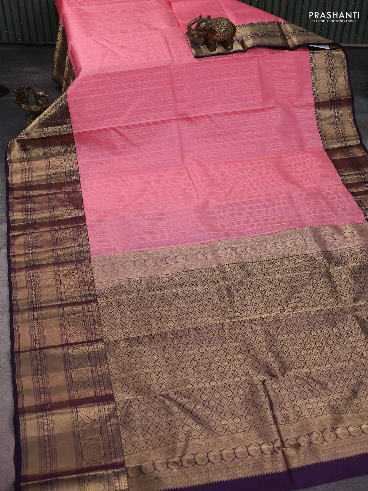 Pure kanchipuram silk saree peach pink and wine shade with allover zari weaves and long zari woven korvai border - Image 2