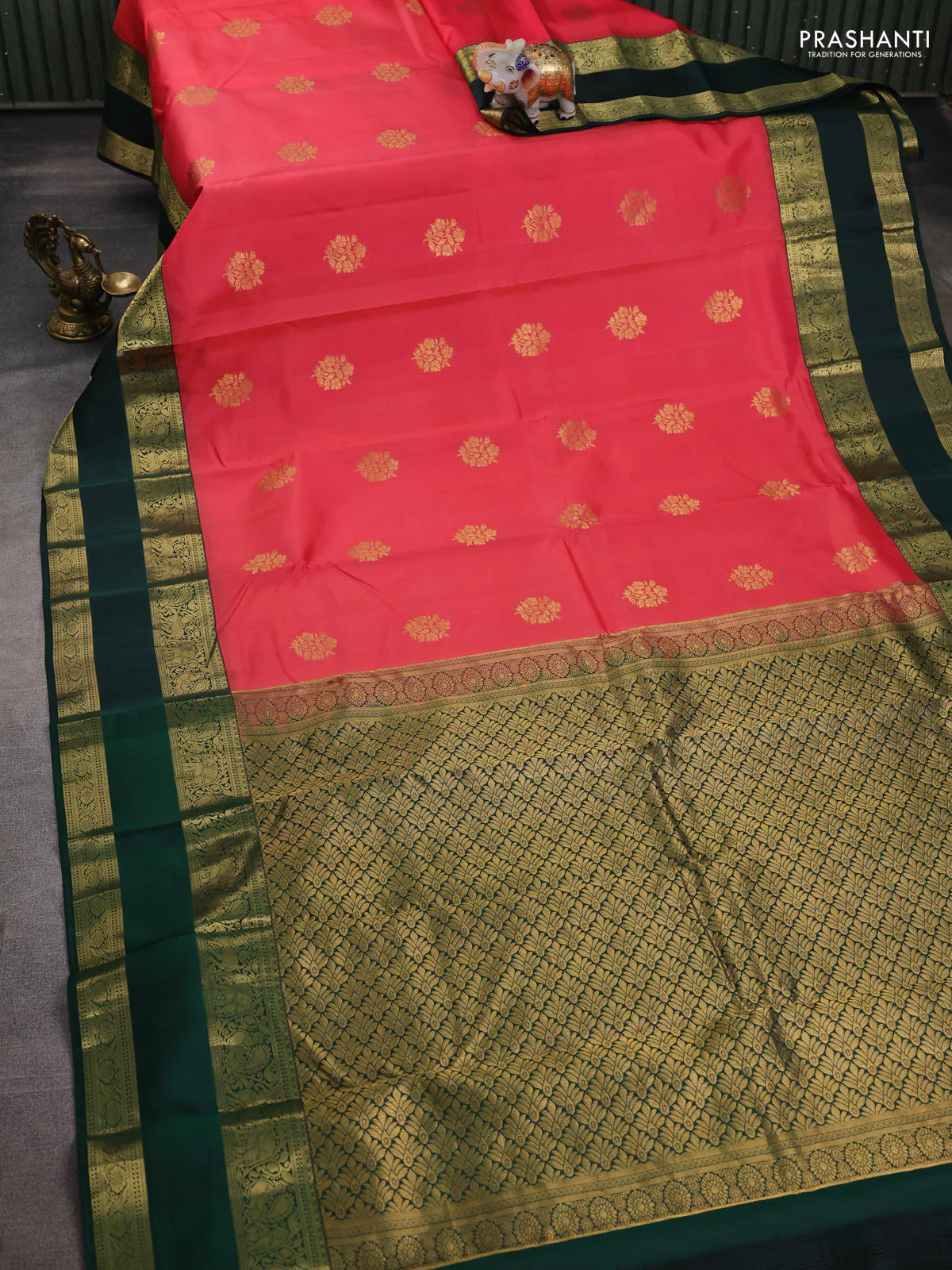 Pure kanchipuram silk saree peach shade and bottle green with zari woven buttas and long rettapet zari woven border - Image 2