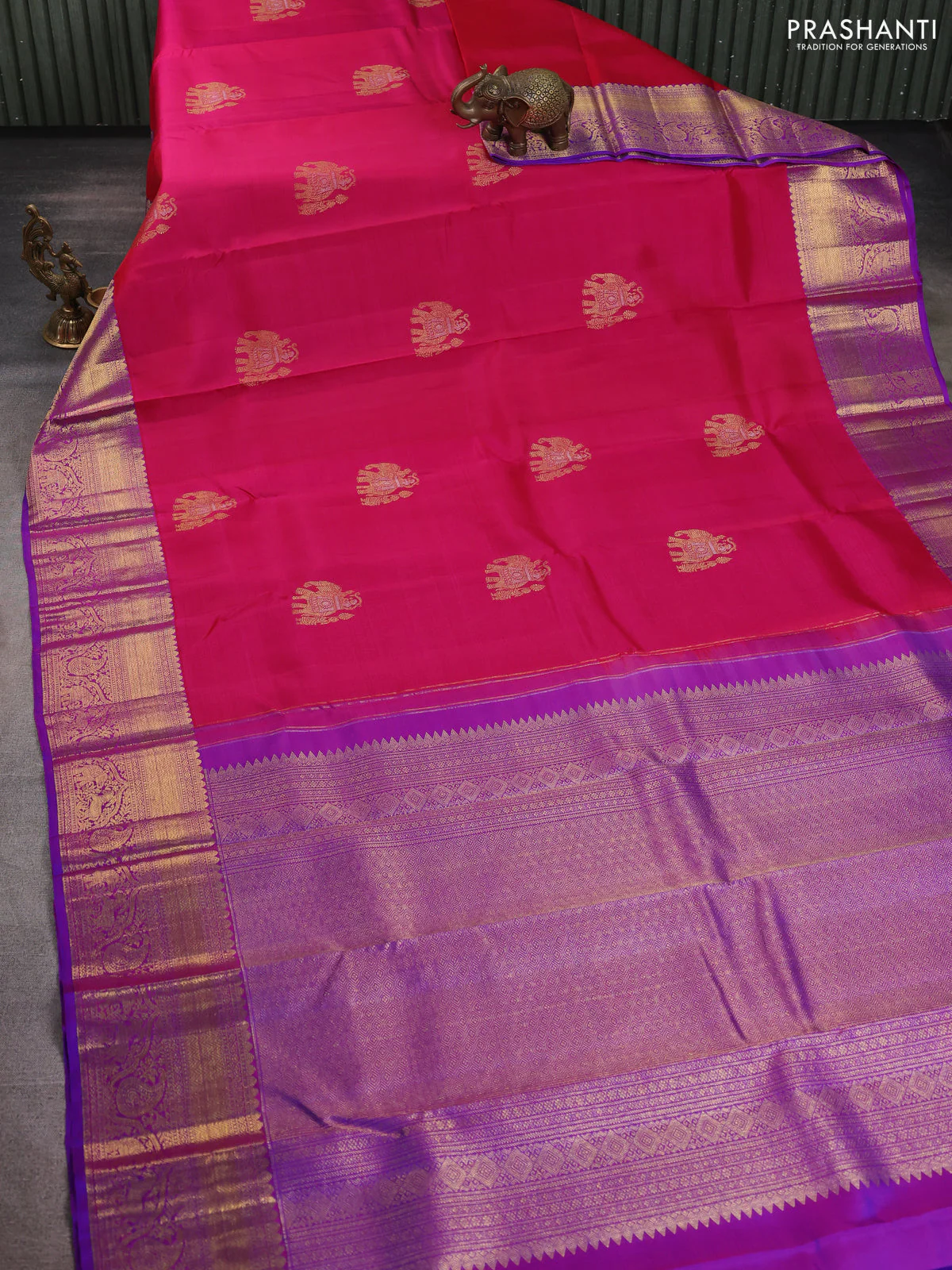Pure kanchipuram silk saree pink and dual shade of purple with zari woven buttas and long zari woven border - Image 2