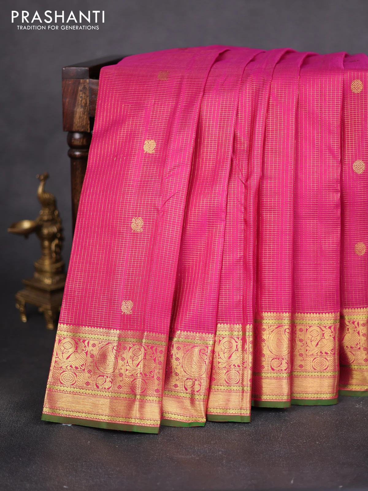 Pure kanchipuram silk saree pink and green with allover zari checks & buttas and zari woven border - Image 2