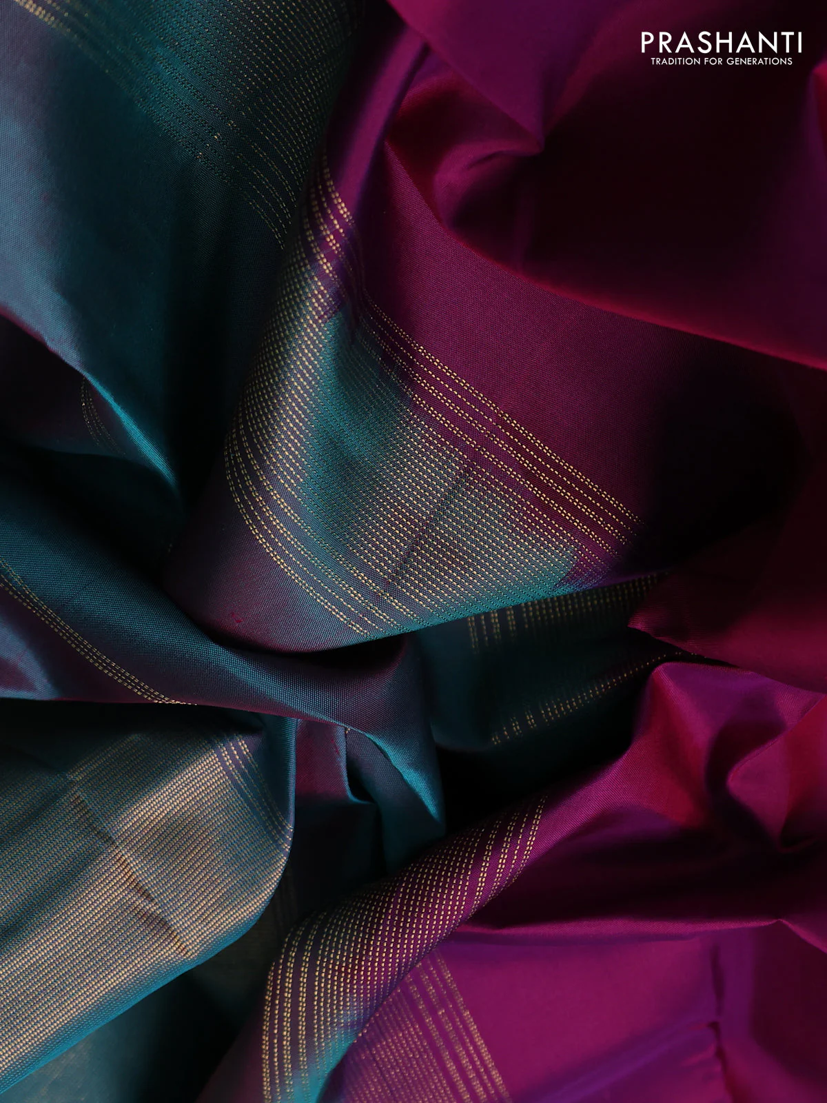 Pure kanchipuram silk saree purple and peacock green with plain body and rettapet zari woven border - Image 3