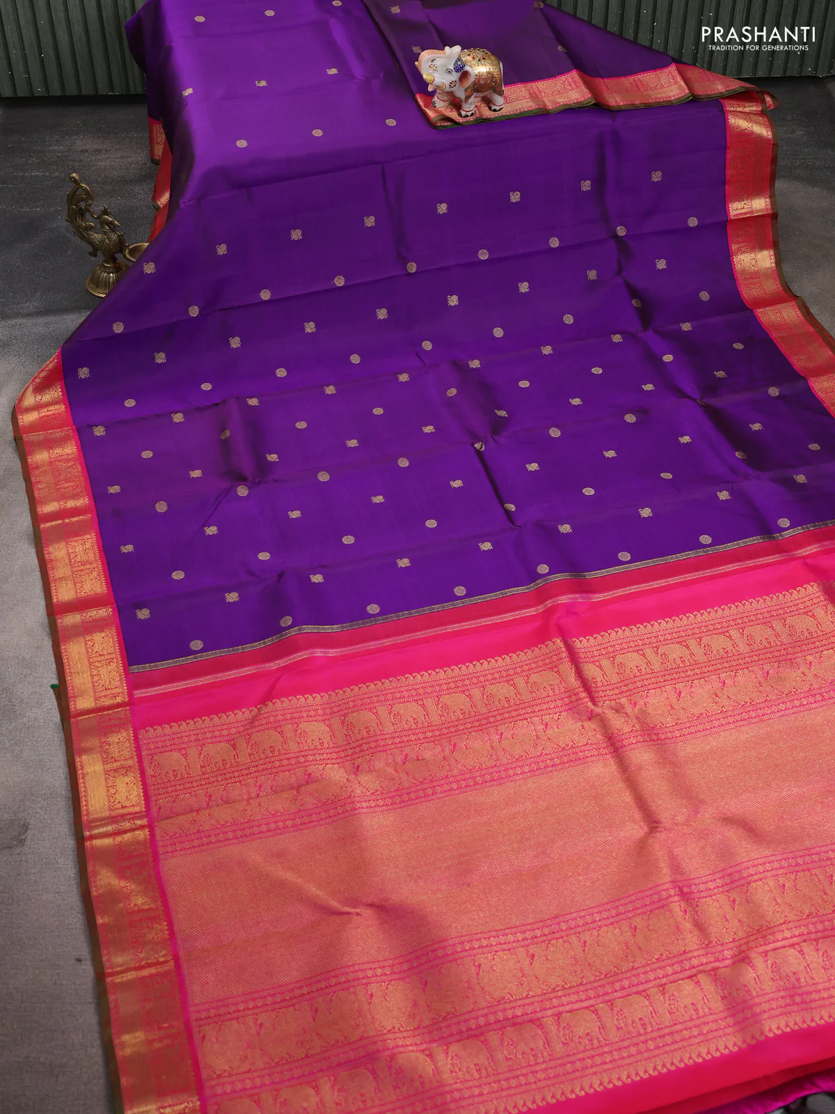 Pure kanchipuram silk saree purple and pink with annam & rudhraksha zari woven buttas and rich zari woven korvai border - Image 2
