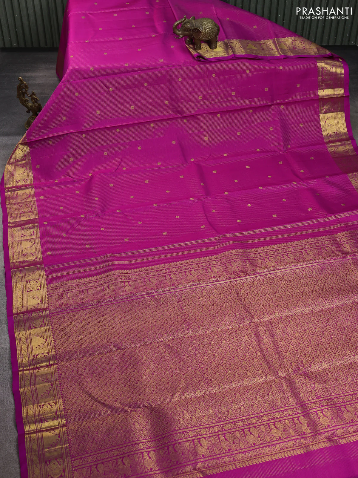 Pure kanchipuram silk saree purple with allover zari weaves & buttas and rich zari woven border - Image 2