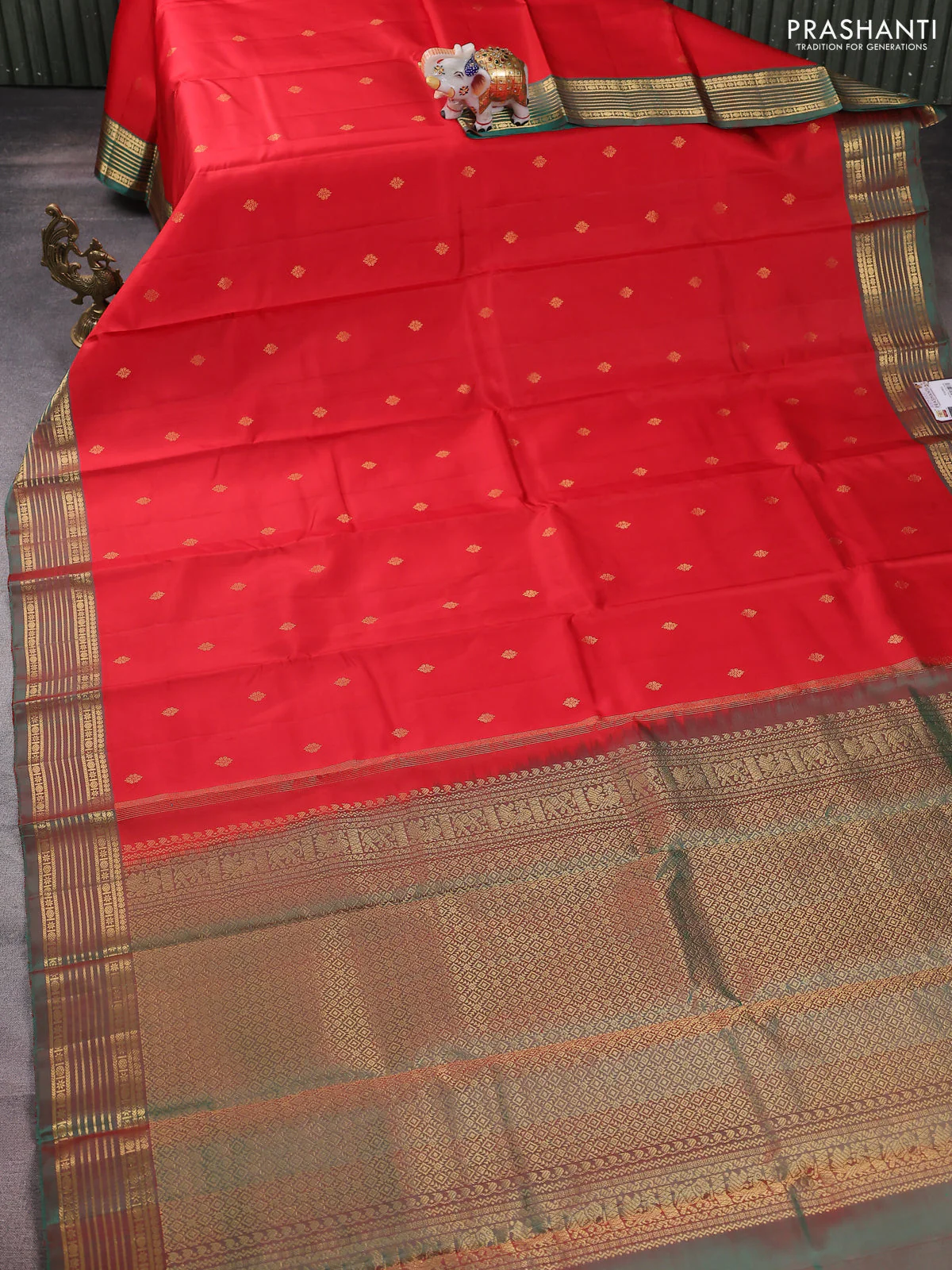 Pure kanchipuram silk saree red and teal green with zari woven buttas and zari woven border - Image 2