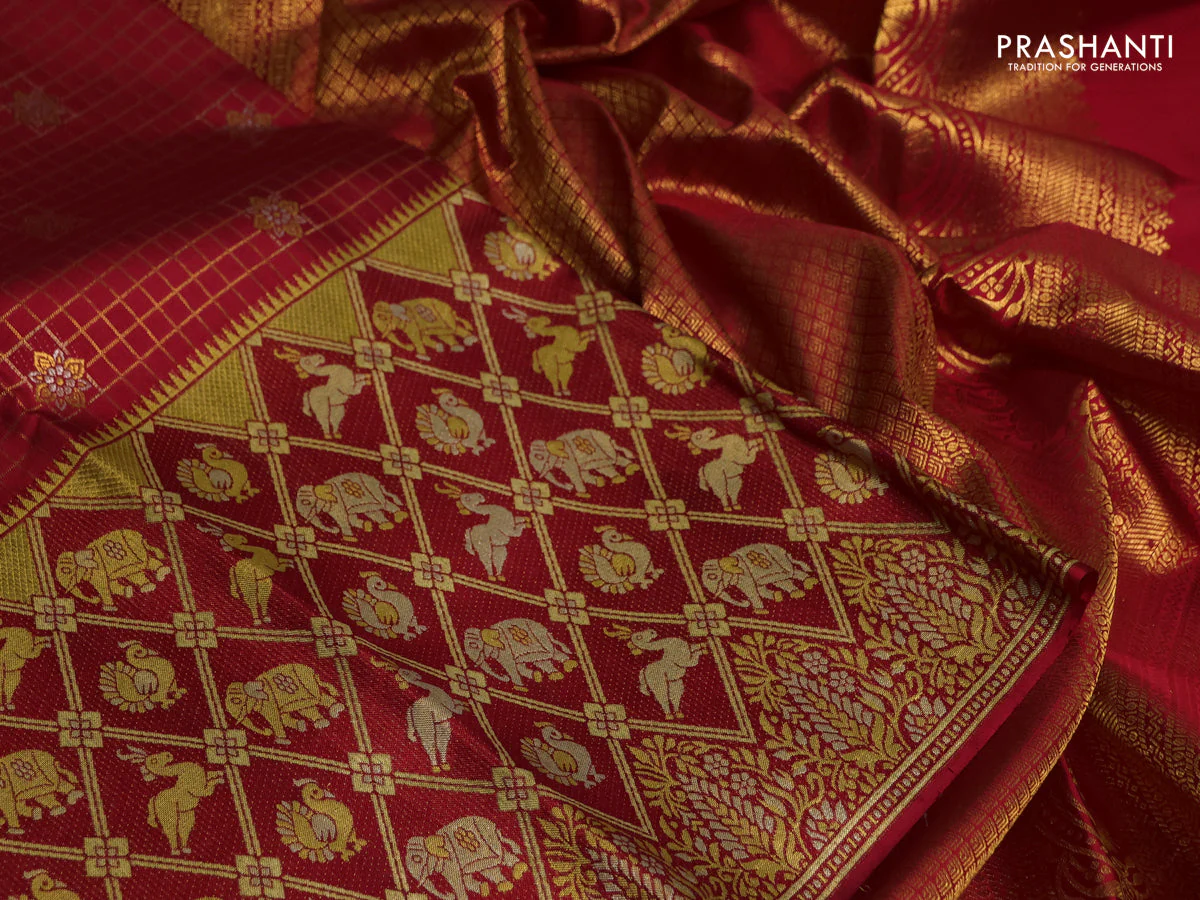 Pure kanchipuram silk saree red with allover zari checks & buttas and long rich zari woven border - Image 3