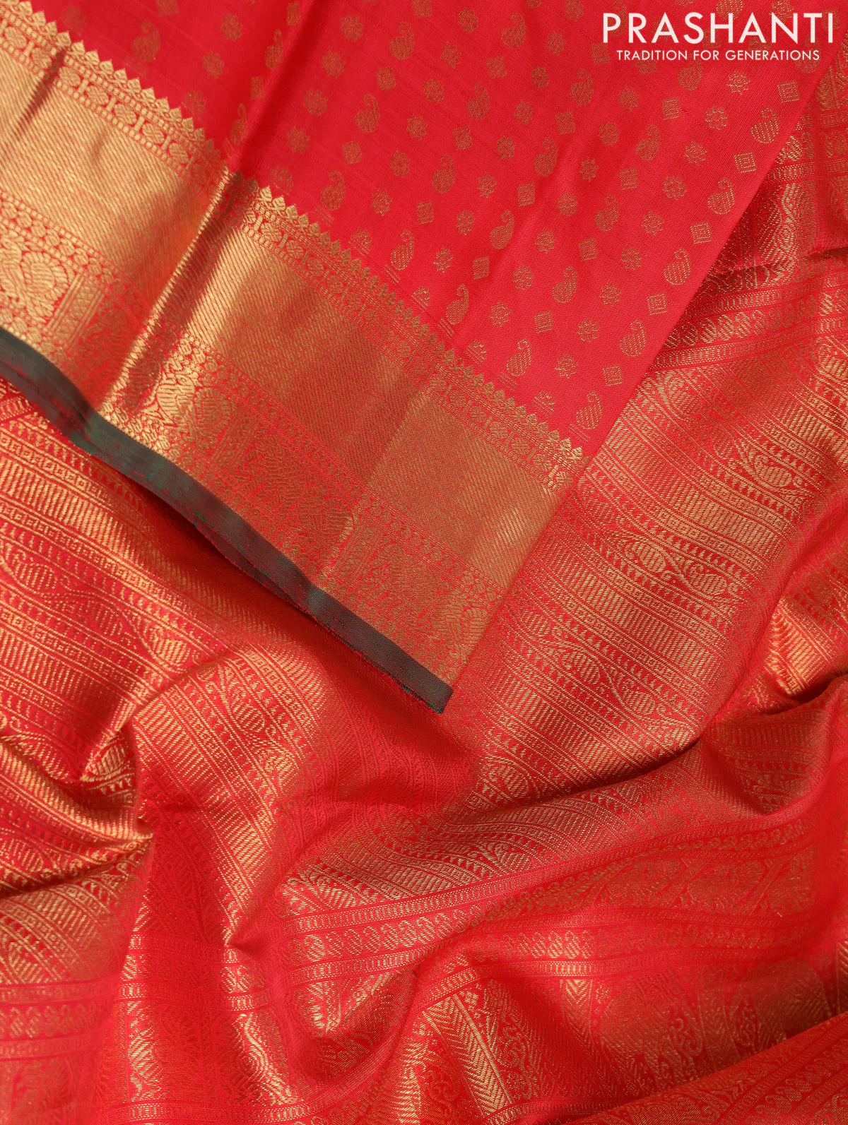 Pure kanchipuram silk saree red with allover zari weaves and rich zari woven border - Image 7