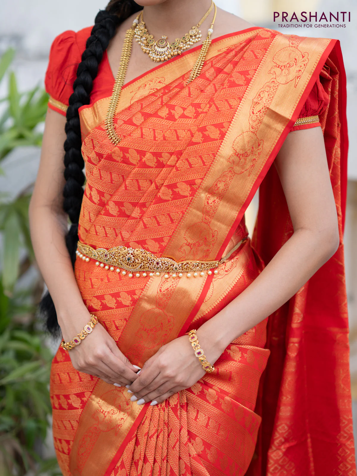 Pure kanchipuram silk saree red with allover zari woven brocade weaves and annam zari woven border - Image 7