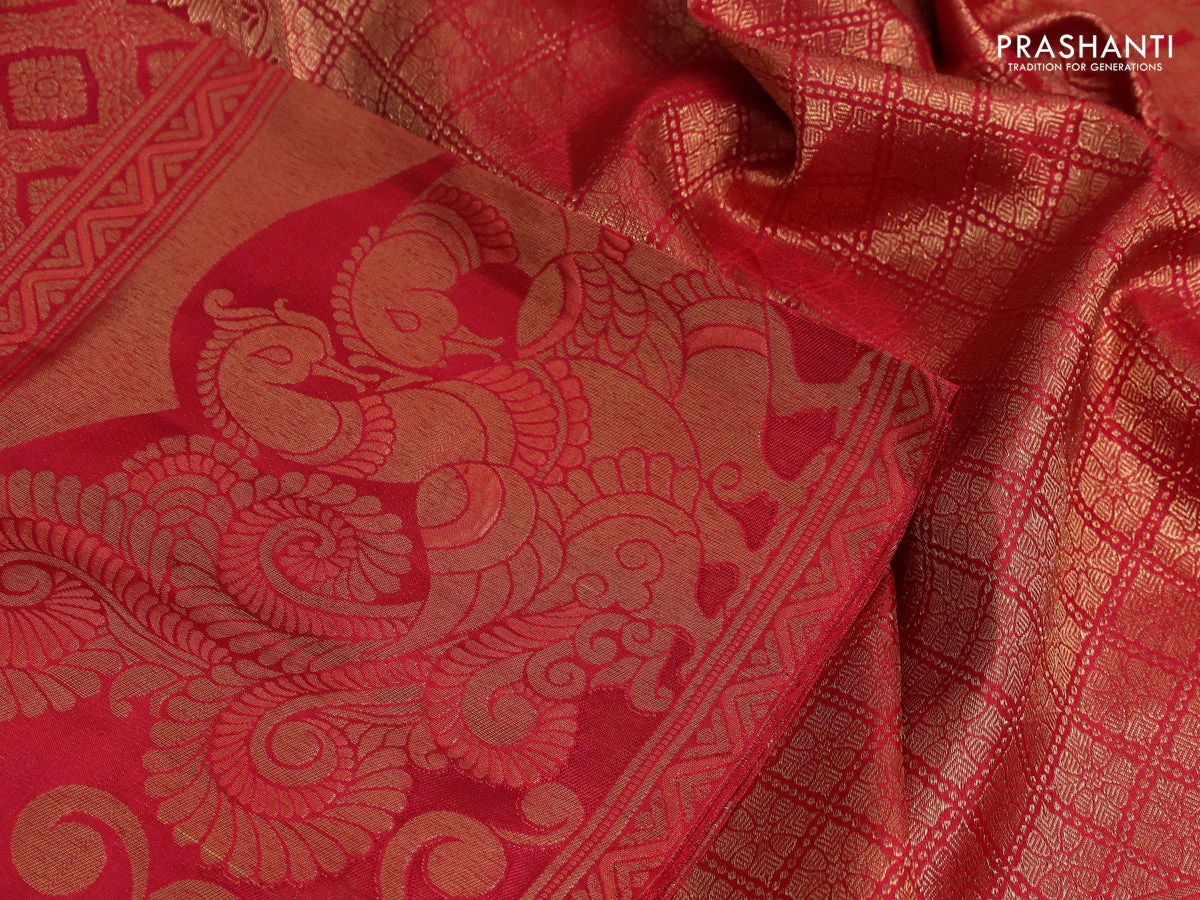 Pure kanchipuram silk saree red with allover zari woven brocade weaves and long zari woven annam border - Image 3
