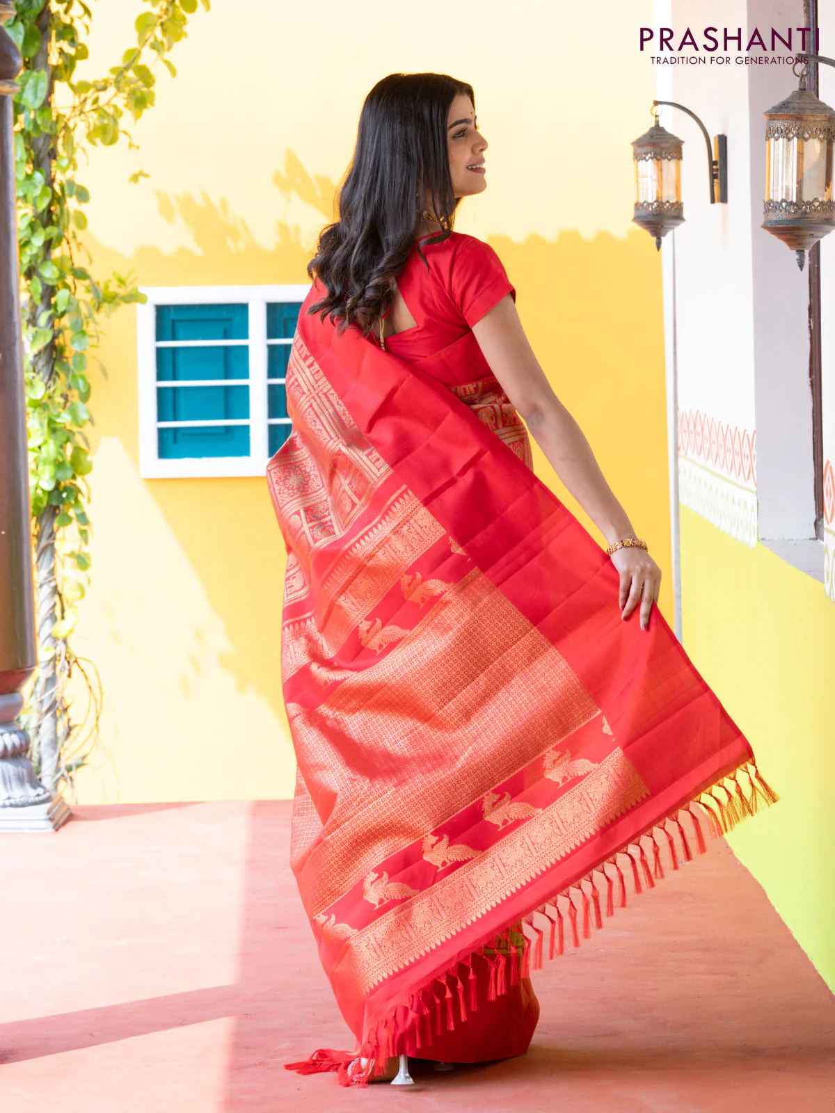 Pure kanchipuram silk saree red with allover zari woven brocade weaves and simple border - Image 4