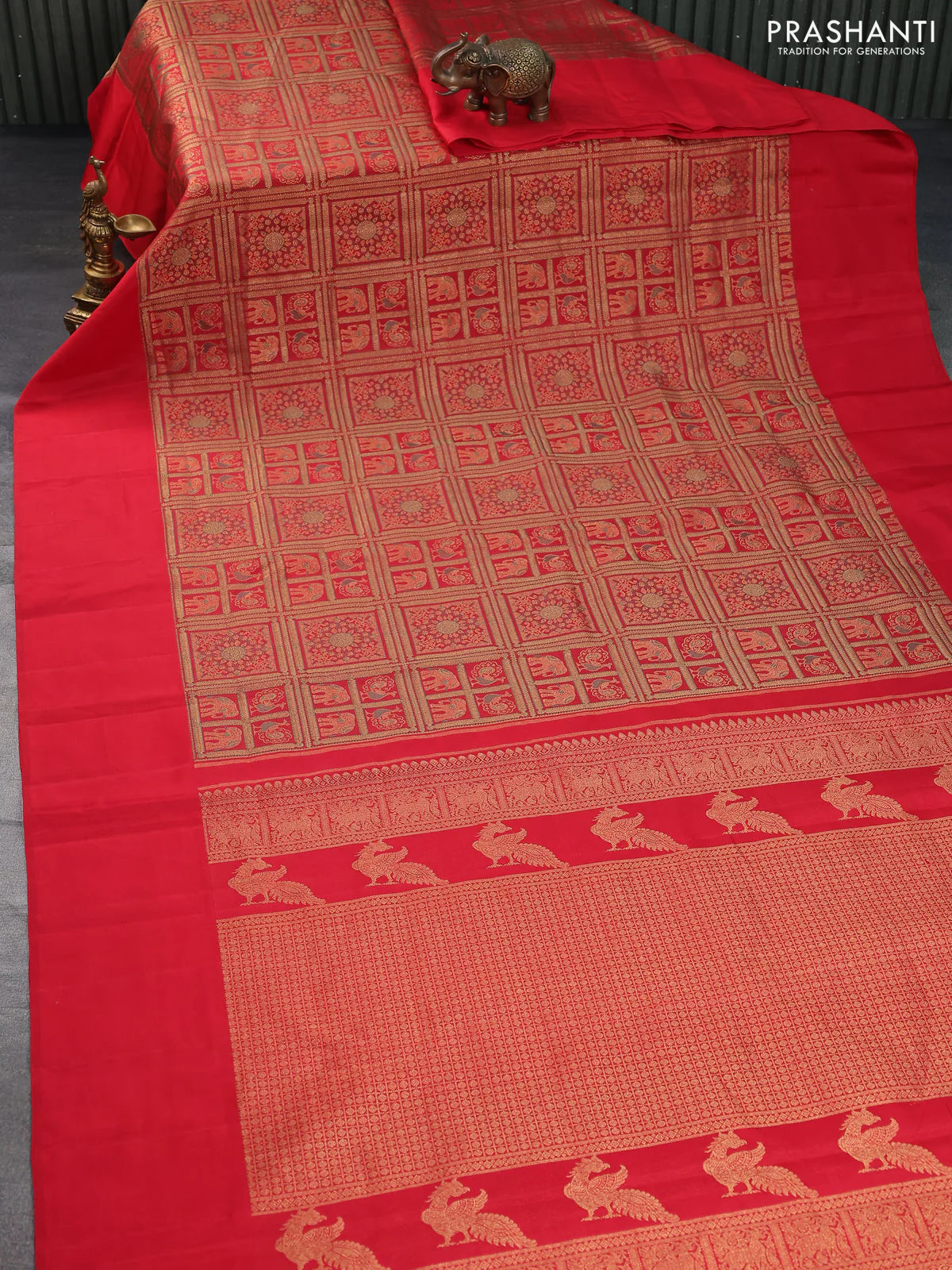 Pure kanchipuram silk saree red with allover zari woven brocade weaves and simple border - Image 7