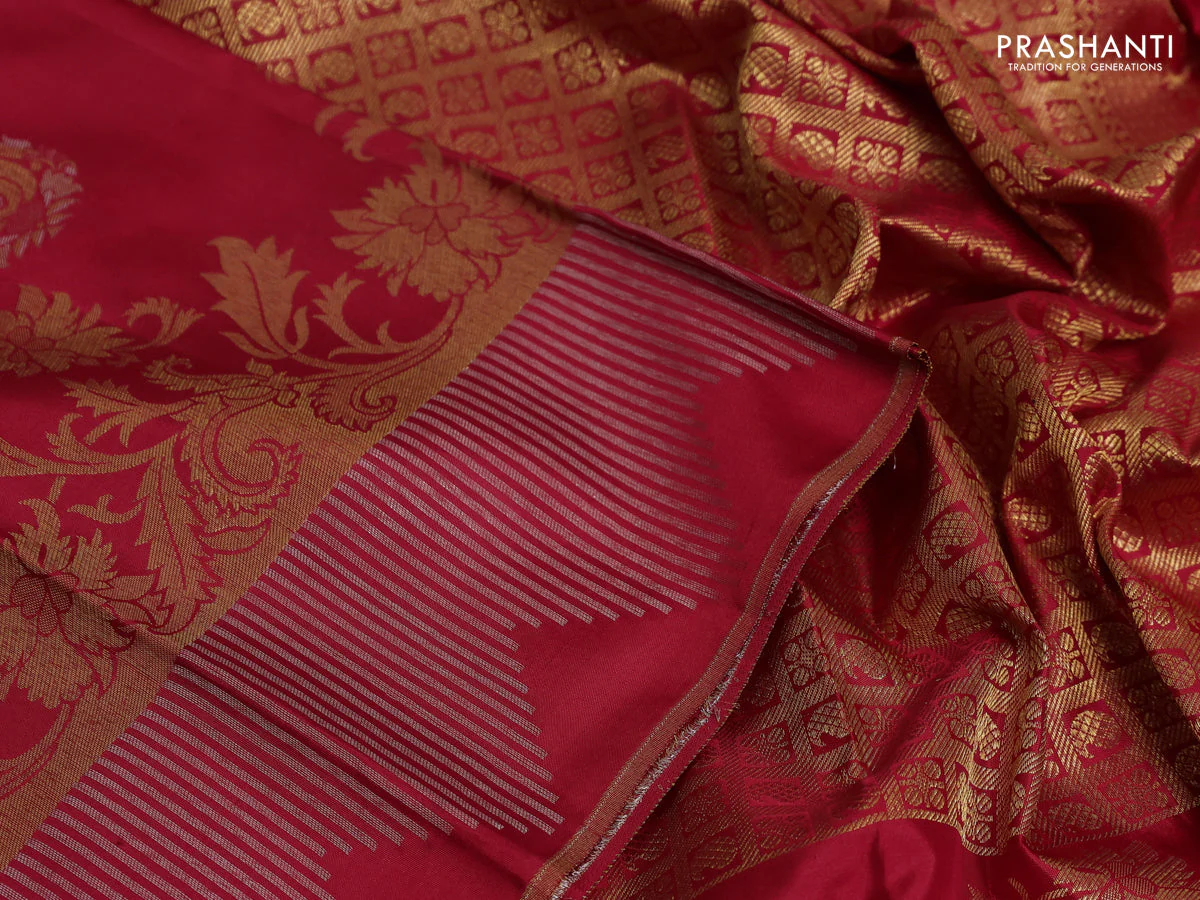 Pure kanchipuram silk saree red with zari woven buttas and zari woven border - Image 3