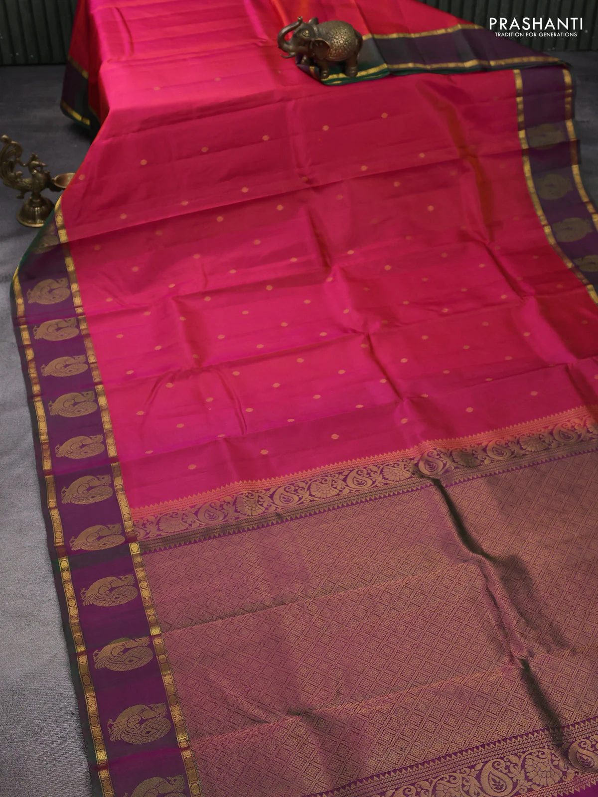 Pure kanchipuram silk saree reddish pink and dual shade of purple with zari woven buttas and rettapet zari woven annam butta border - Image 2