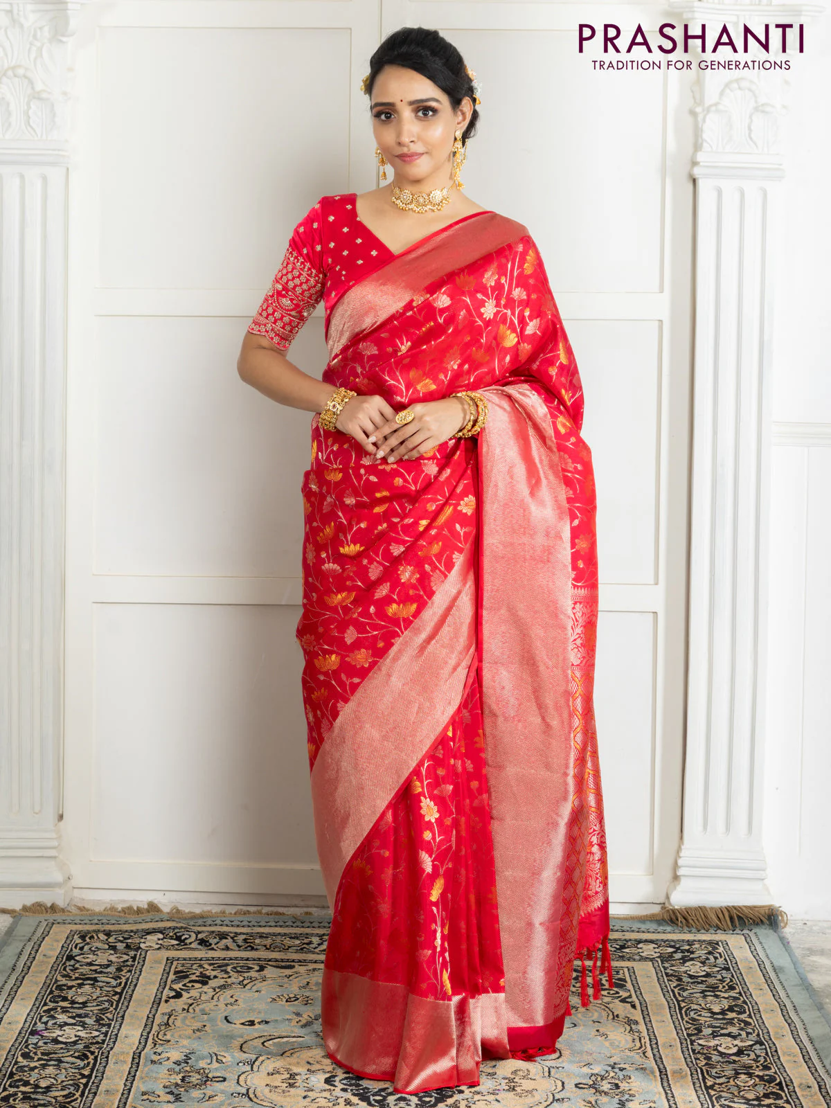 Pure kanchipuram silk saree reddish pink with floral motif zari weaves and silver zari woven border - Image 2