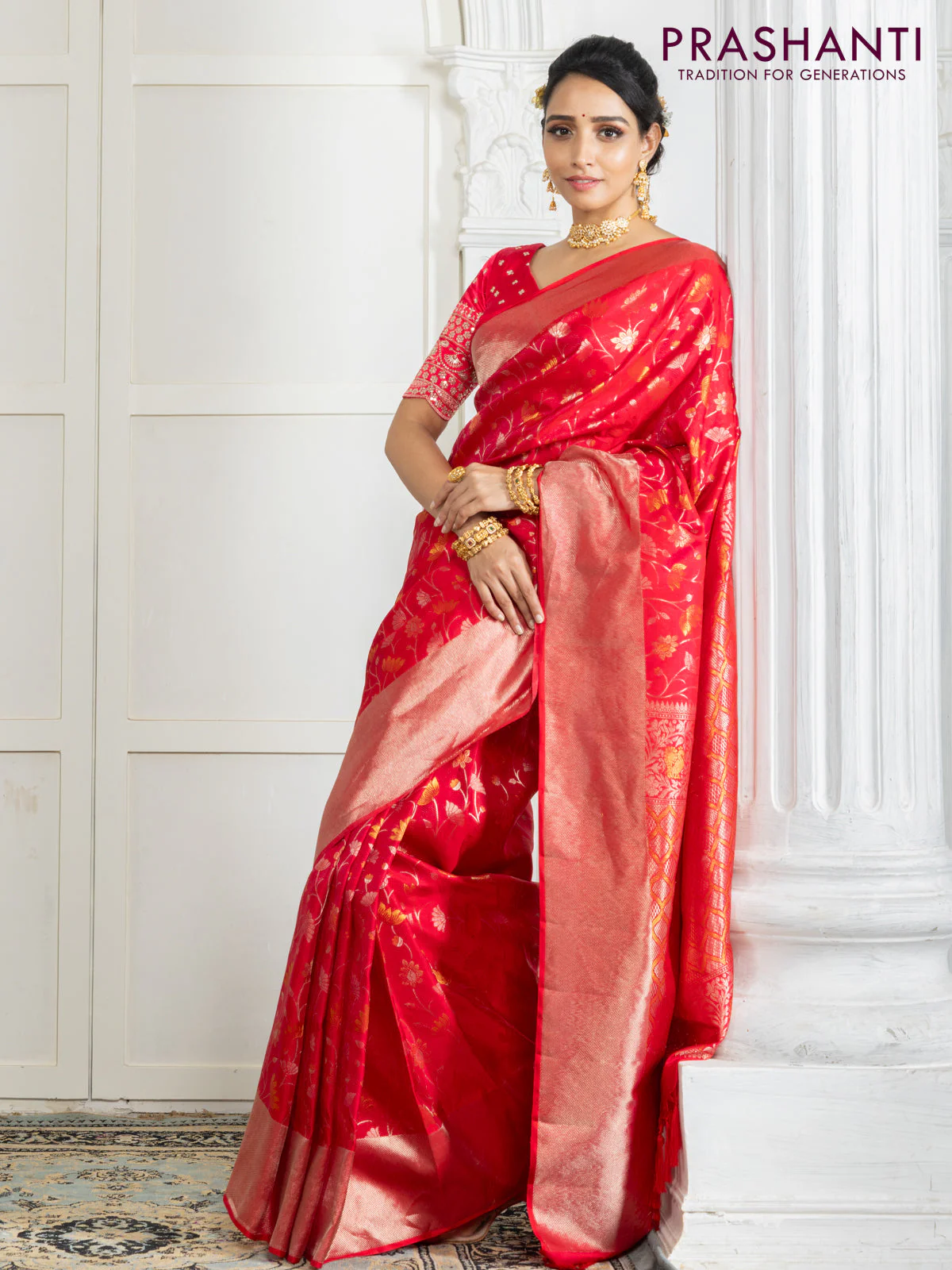 Pure kanchipuram silk saree reddish pink with floral motif zari weaves and silver zari woven border - Image 5