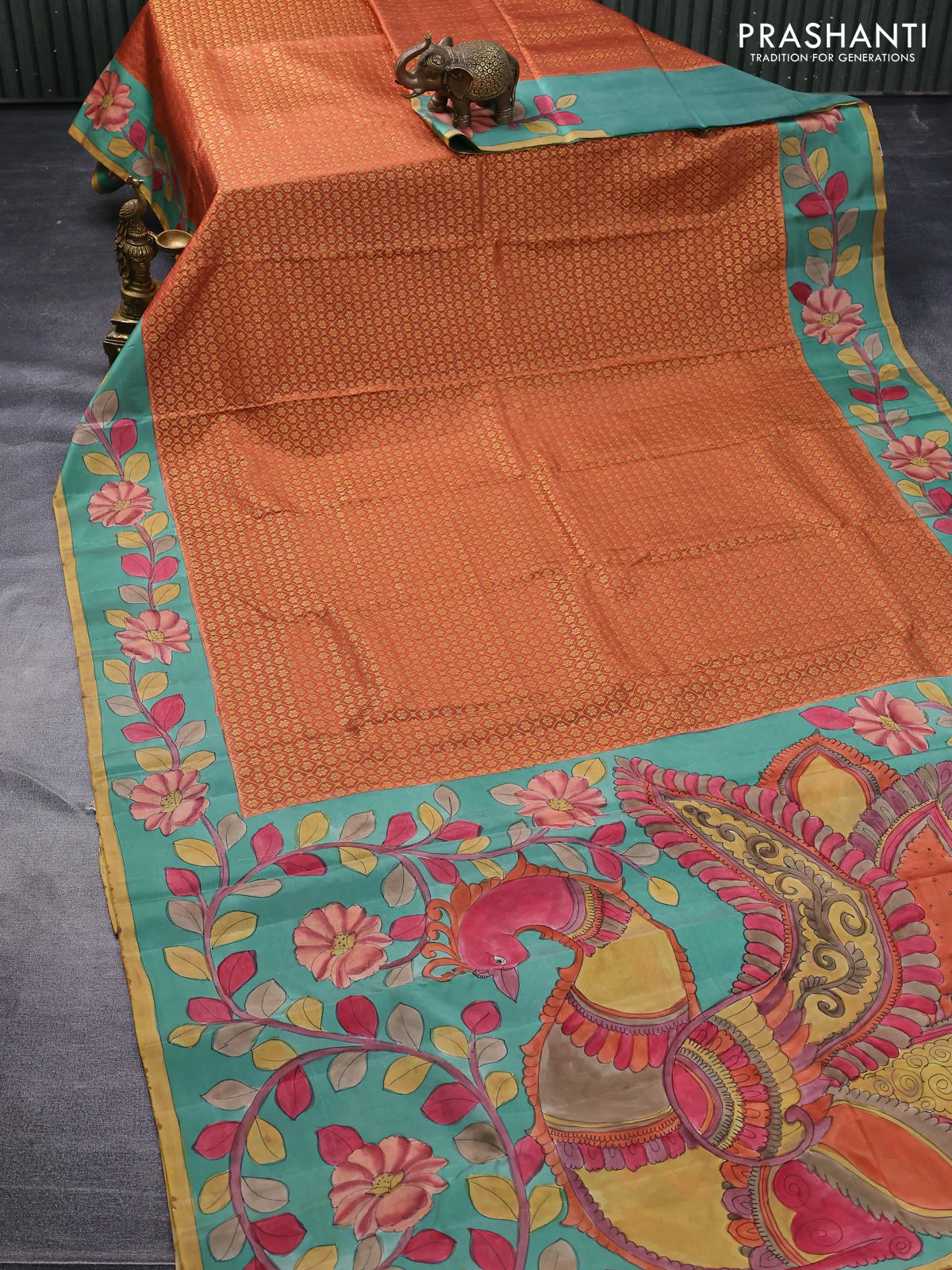 Pure kanchipuram silk saree rust shade and teal green with allover zari woven brocade weaves and kalamkari printed pallu & border - Image 2