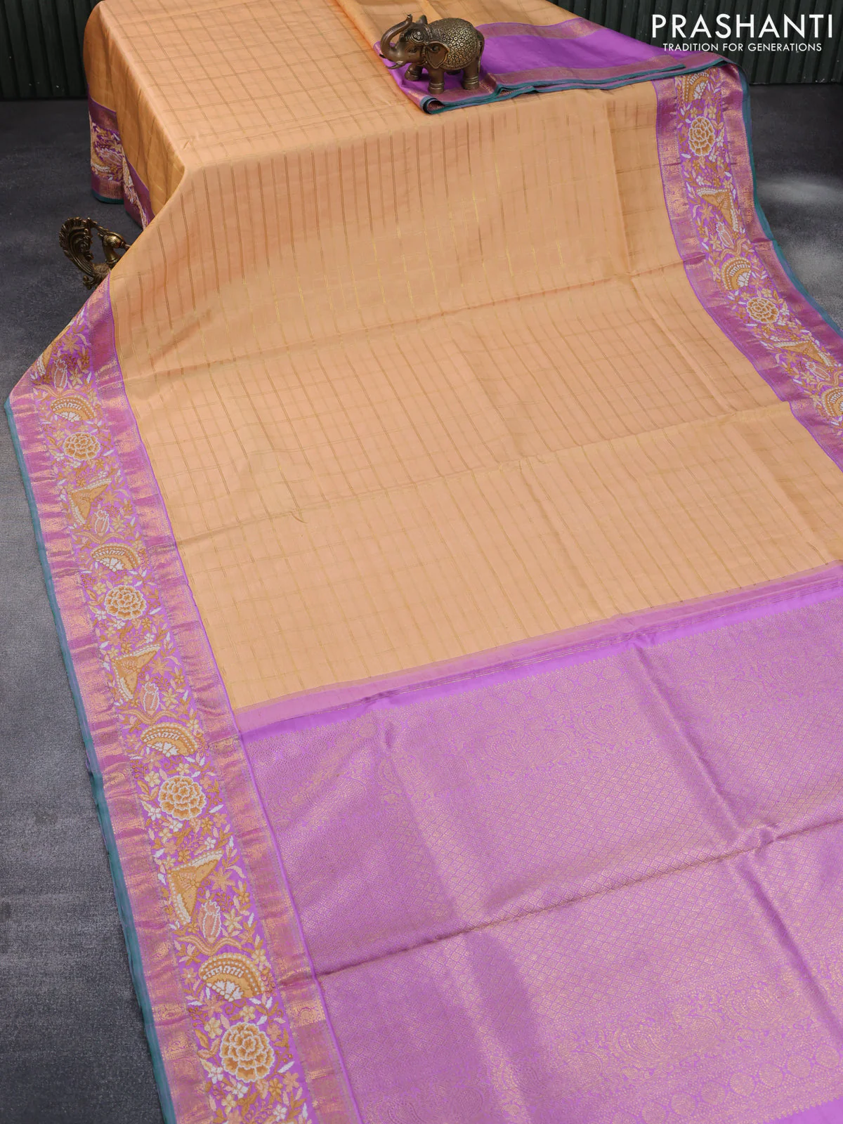 Pure kanchipuram silk saree sandal and lavender shade with allover zari checked pattern and embroidery work zari border - Image 2
