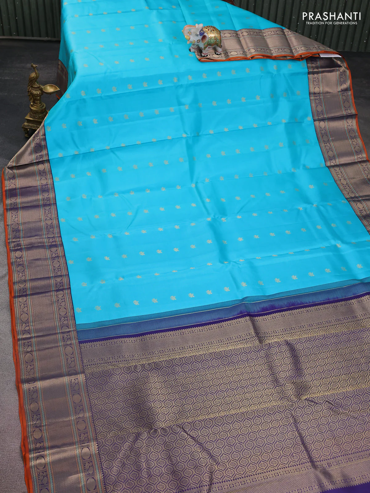 Pure kanchipuram silk saree teal blue and navy blue with zari woven buttas and zari woven border - Image 2
