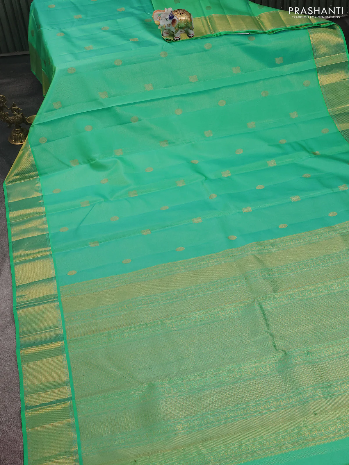 Pure kanchipuram silk saree teal green and dual shade of pinkish orange with allover vairaosi pattern & zari buttas and zari woven border - Image 2