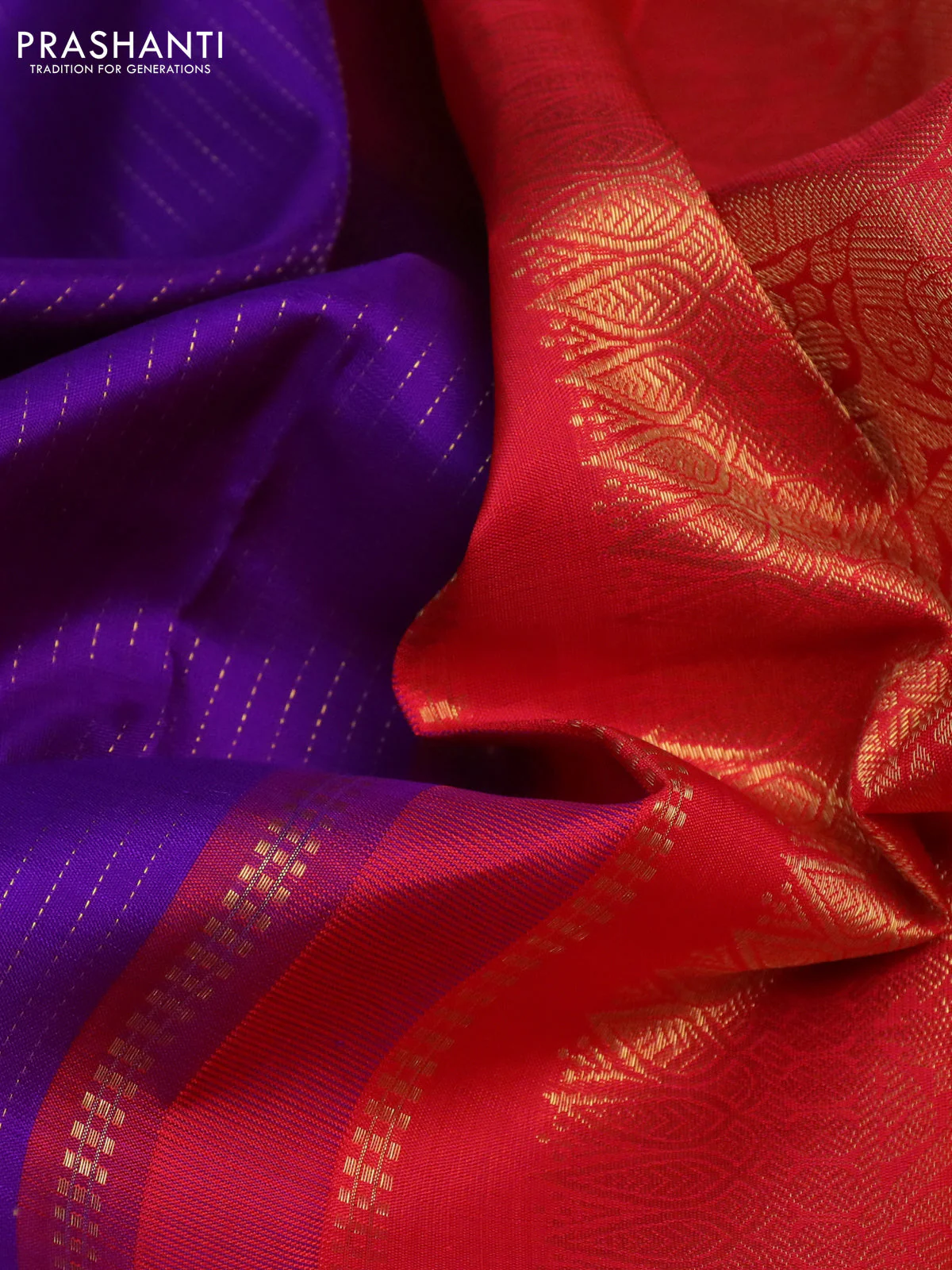 Pure kanchipuram silk saree violet and red with allover zari stripe pattern and rettapet zari woven korvai border - Image 4