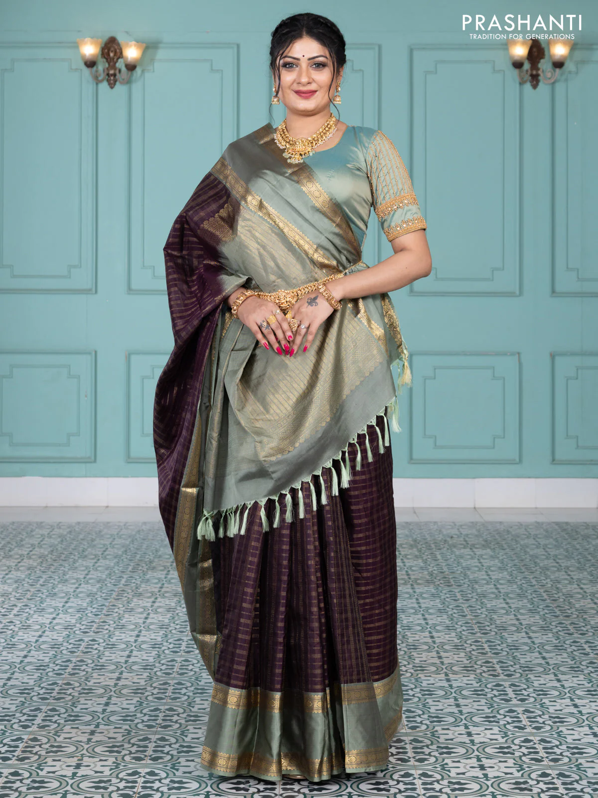 Pure kanchipuram silk saree wine shade and greyish green with allover zari checked pattern and rettapet zari woven border - Image 2