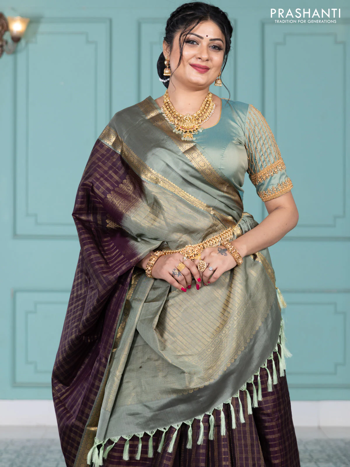 Pure kanchipuram silk saree wine shade and greyish green with allover zari checked pattern and rettapet zari woven border - Image 3