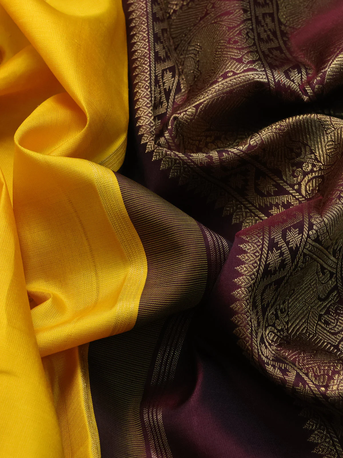 Pure kanchipuram silk saree yellow and deep maroon with zari woven buttas in borderless style - Image 3