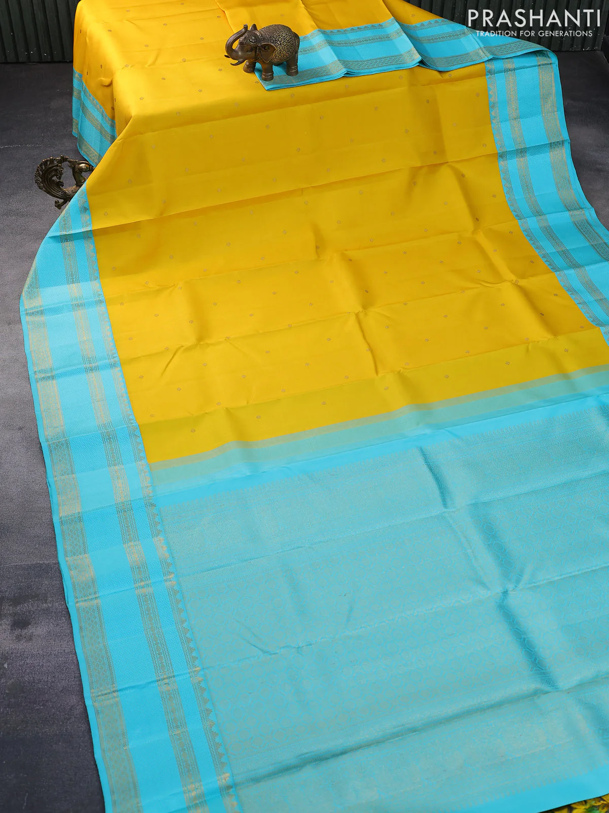 Pure kanchipuram silk saree yellow and light blue with zari woven buttas and zari woven border - Image 2