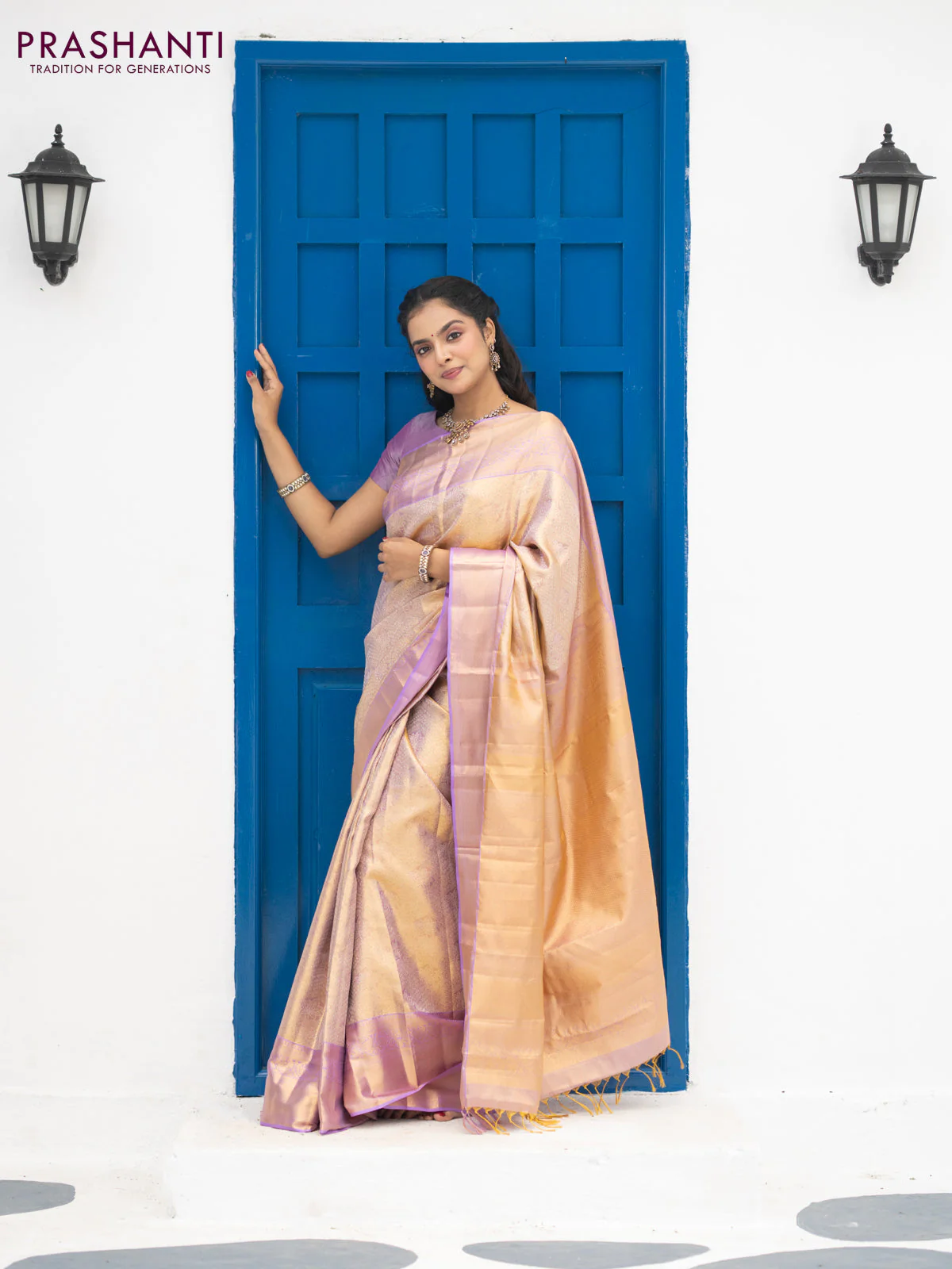 Pure kanchipuram tissue silk saree dual shade of gold and lavender shade with allover silver zari woven brocade weaves and zari woven border - Image 4