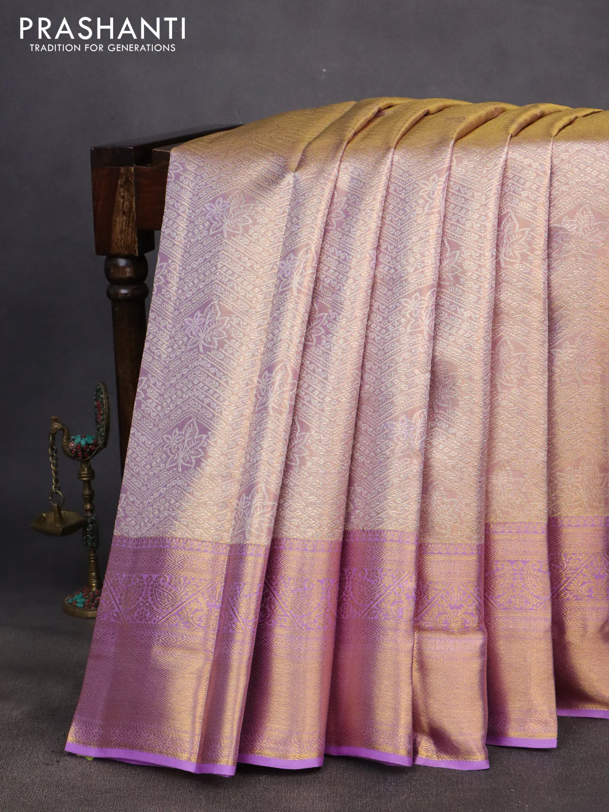 Pure kanchipuram tissue silk saree dual shade of gold and lavender shade with allover silver zari woven brocade weaves and zari woven border - Image 9