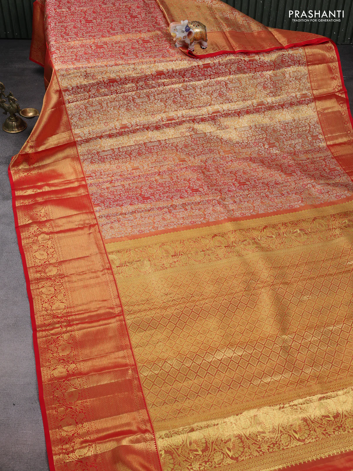 Pure kanchipuram tissue silk saree dual shade of gold and red with allover silver zari woven brocade weaves and zari woven border - Image 2