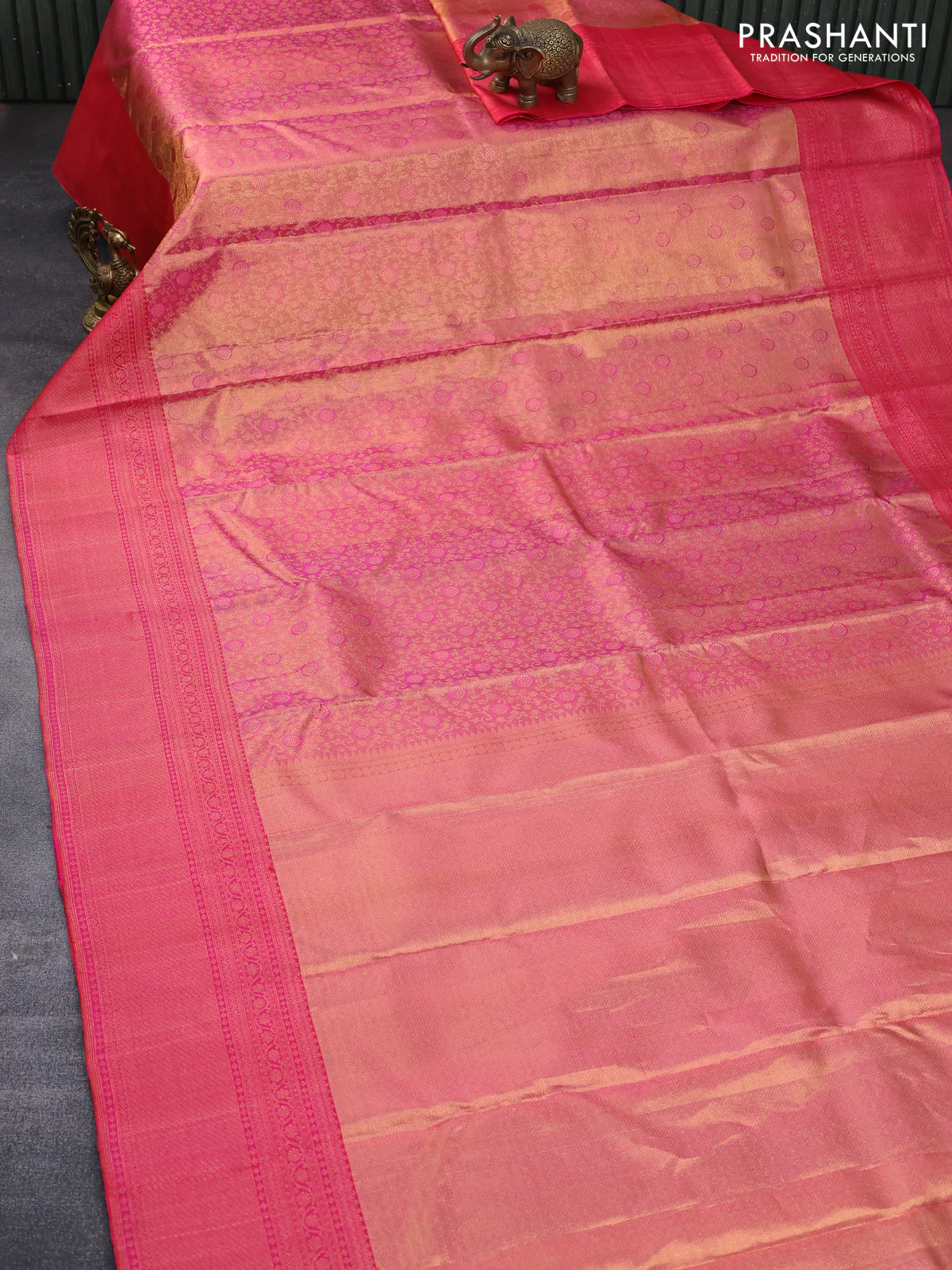 Pure kanchipuram tissue silk saree dual shade of pink with allover zari woven brocade weaves and zari woven border - Image 2