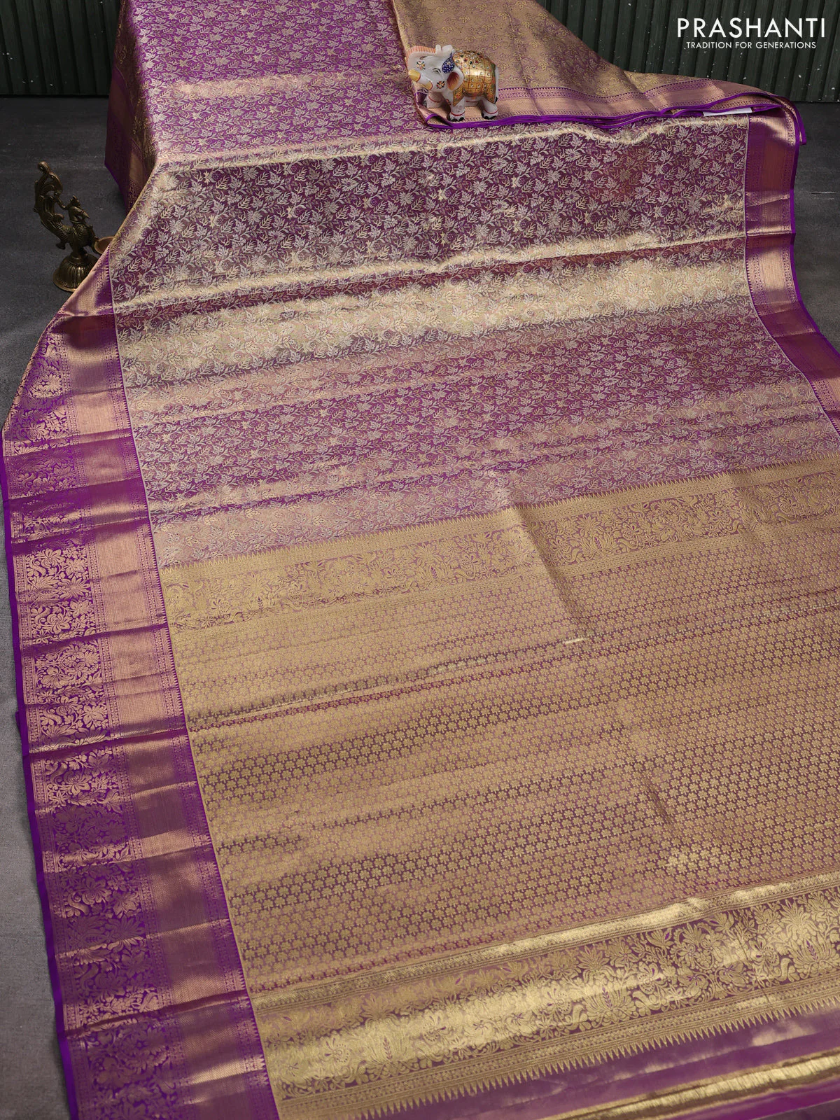 Pure kanchipuram tissue silk saree dual shade of purple with allover zari woven brocade weaves and zari woven border - Image 2