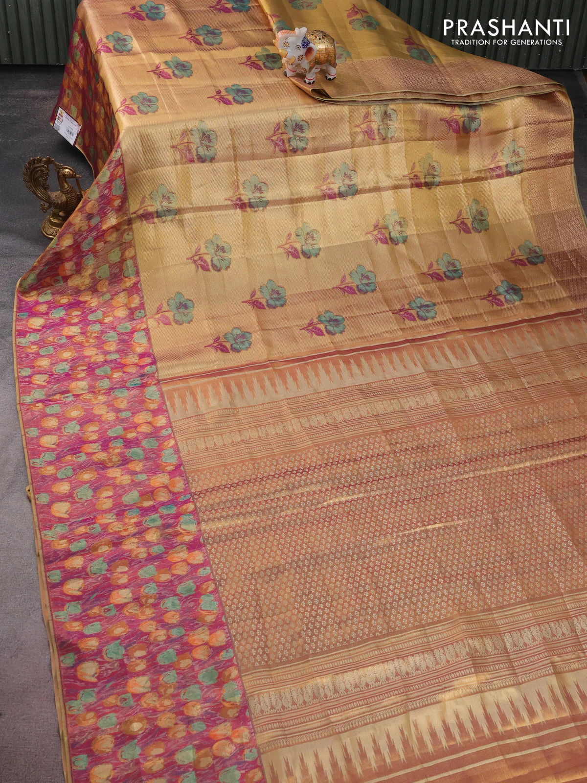 Pure kanchipuram tissue silk saree gold and dual shade of purple with floral design motif and long rich floral design border - Image 7