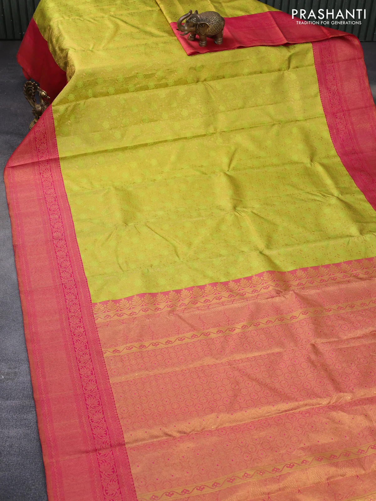 Pure kanchipuram tissue silk saree light green and pink with allover zari woven brocade weaves and zari woven border - Image 2