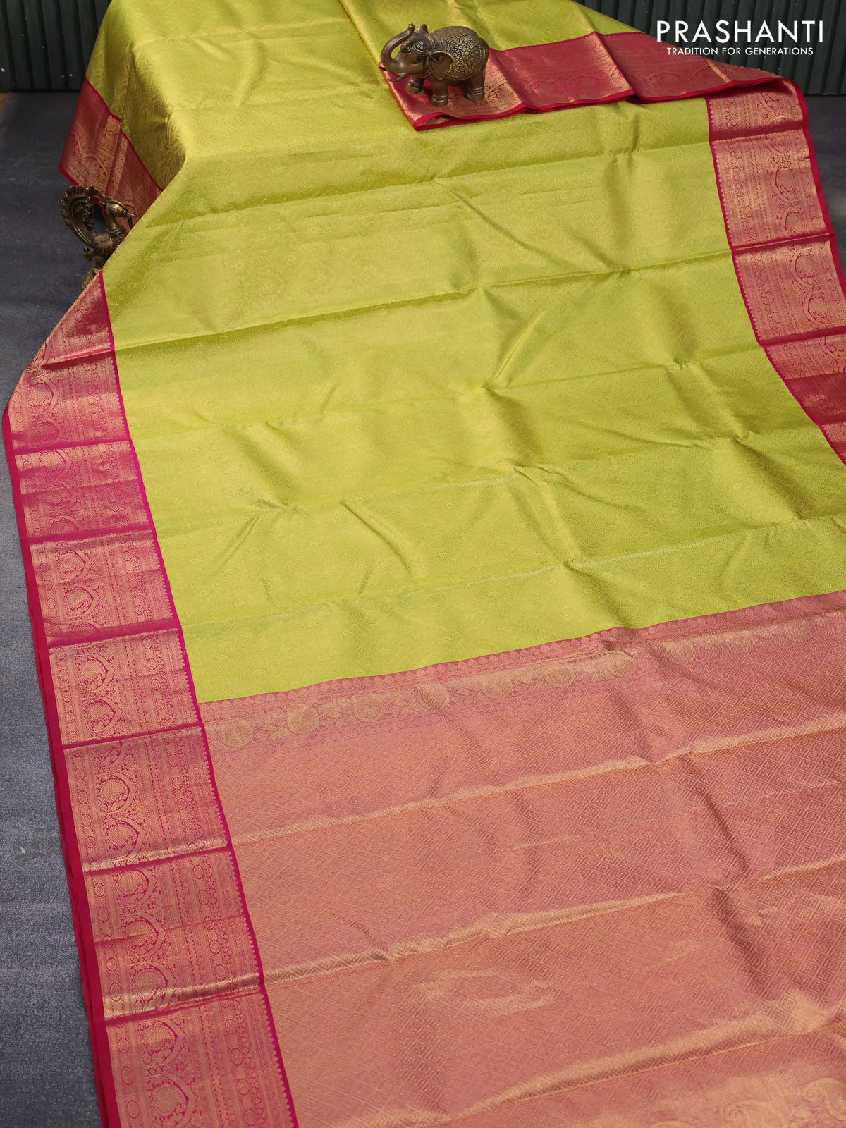 Pure kanchipuram tissue silk saree light green and pink with allover zari woven brocade weaves and zari woven border - Image 2