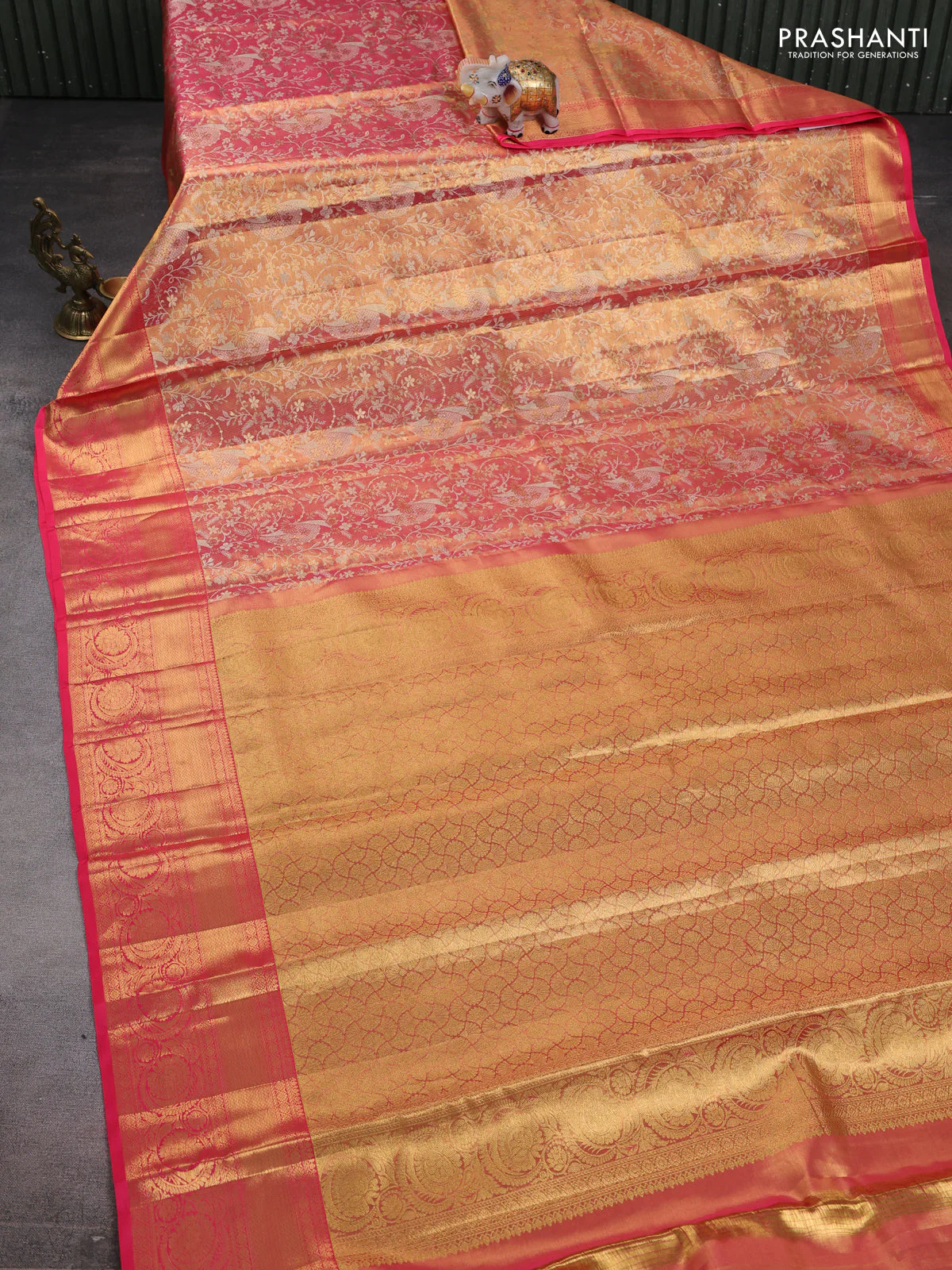 Pure kanchipuram tissue silk saree pink with allover zari woven brocade weaves and zari woven border - Image 2