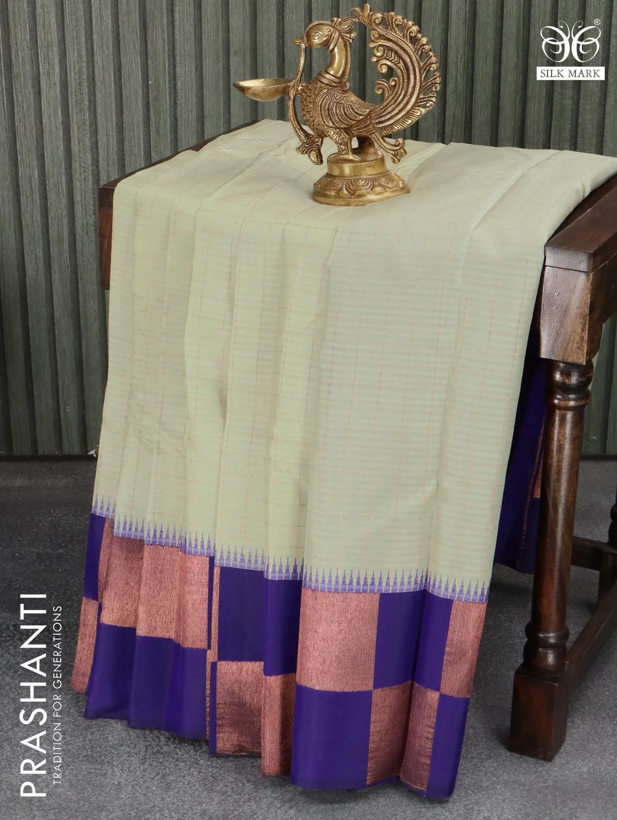 Pure kanjivaram silk saree pastel grey and blue with allover zari checked pattern and copper zari woven box type border - Image 2