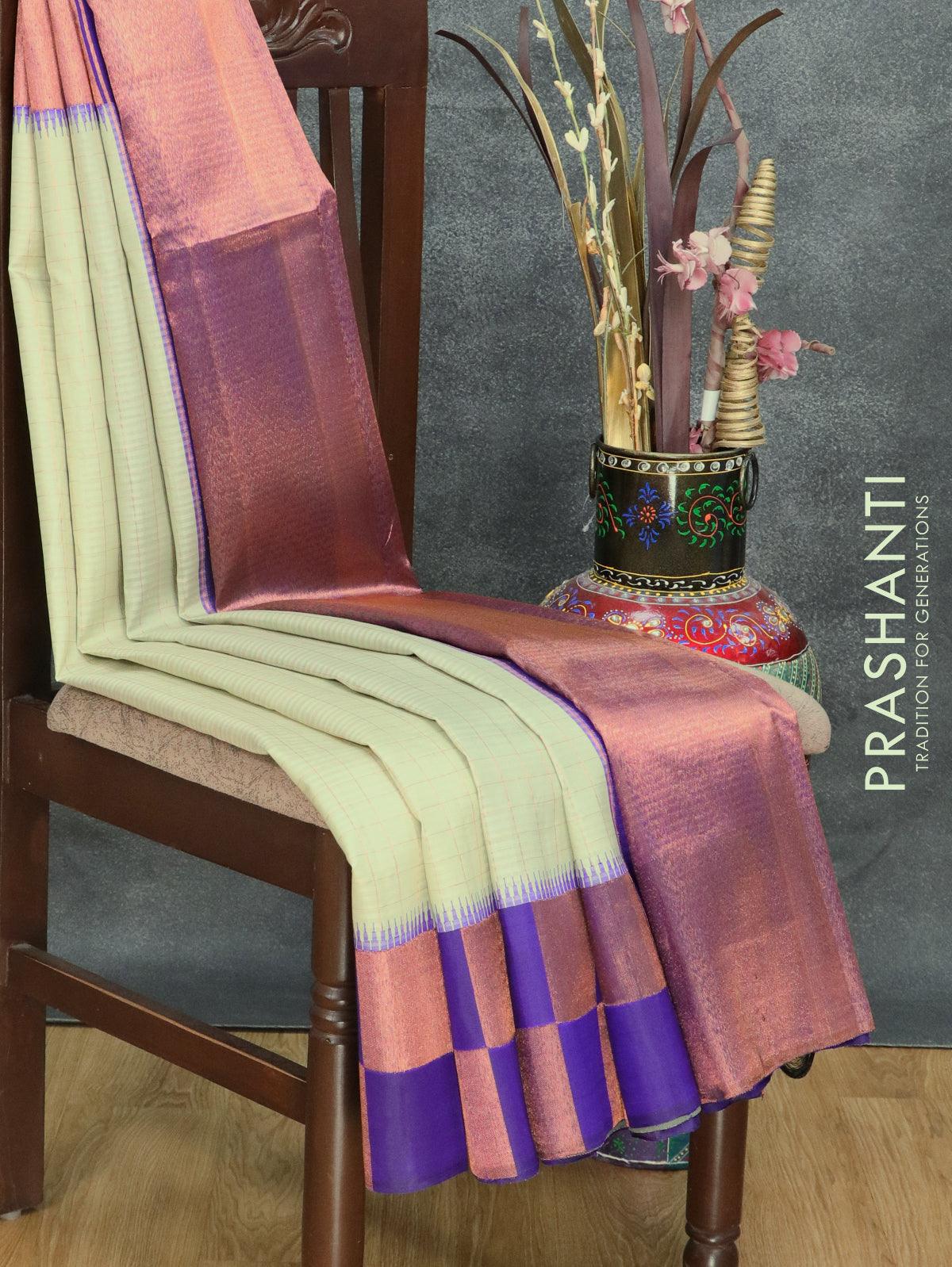 Pure kanjivaram silk saree pastel grey and blue with allover zari checked pattern and copper zari woven box type border - Image 4