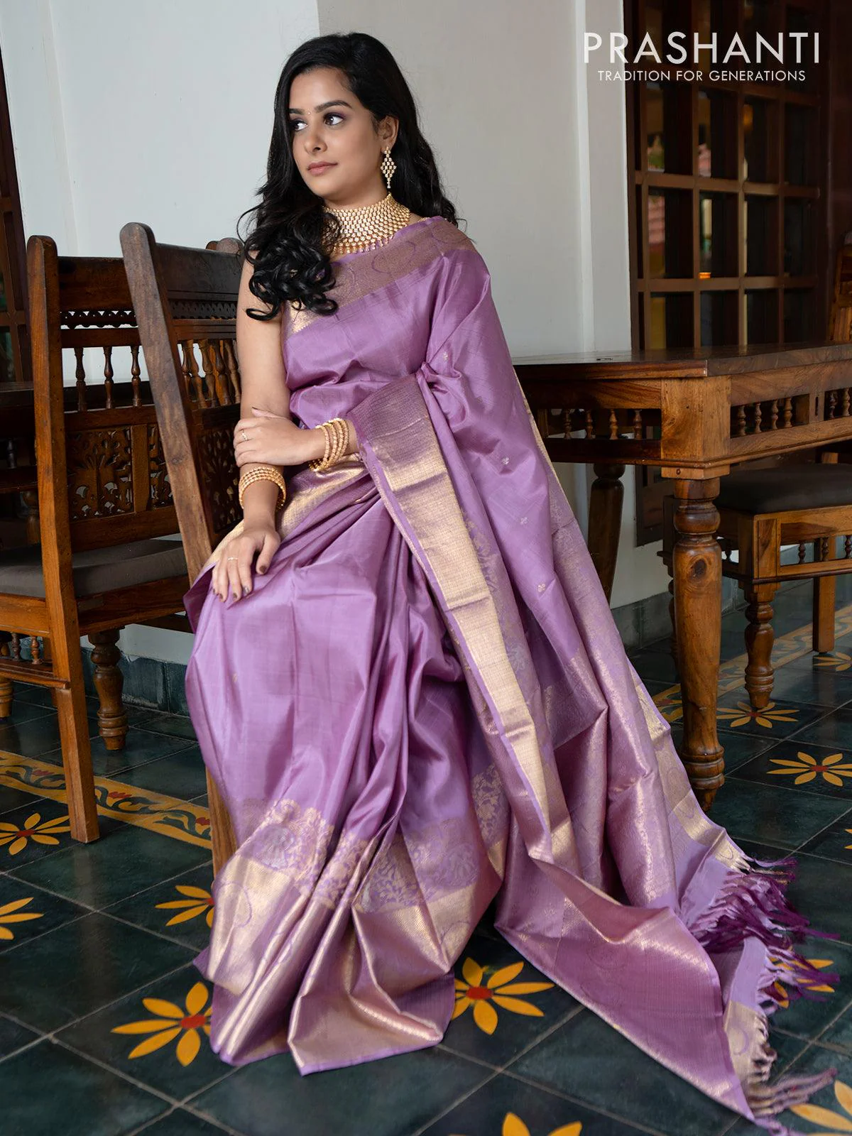 Ga - Pure kanjivaram silk saree Pastel shade of lavender with silver and gold floral zari woven buttas and rich peacock zari woven border - Pre Order - Image 3