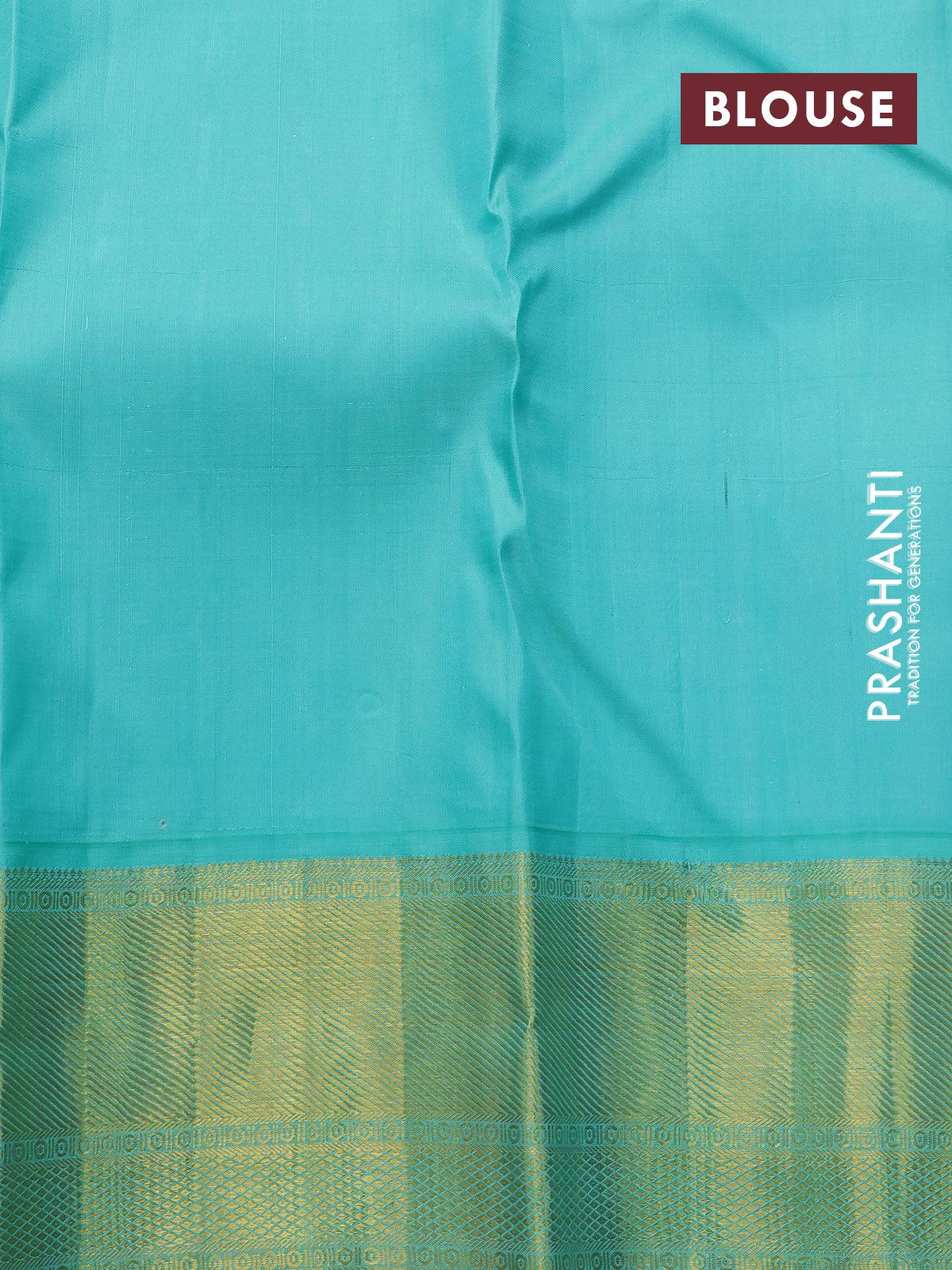 Pure kanjivaram tissue silk saree gold and teal blue with allover rudhraksha zari woven brocade weaves and rich zari woven border - Image 4