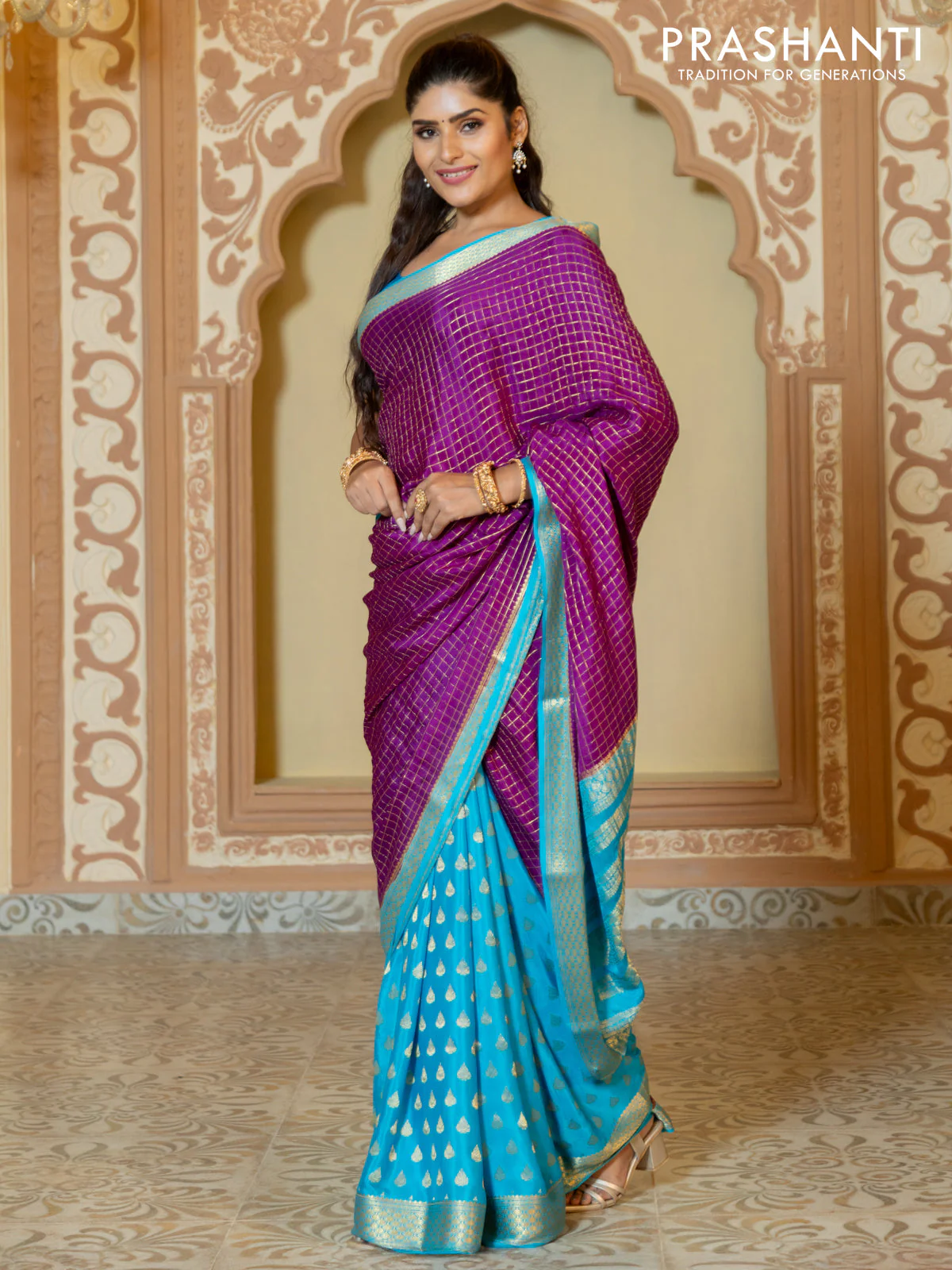 Pure mysore partly silk saree purple and cs blue with allover zari checked pattern and zari woven border - Image 4