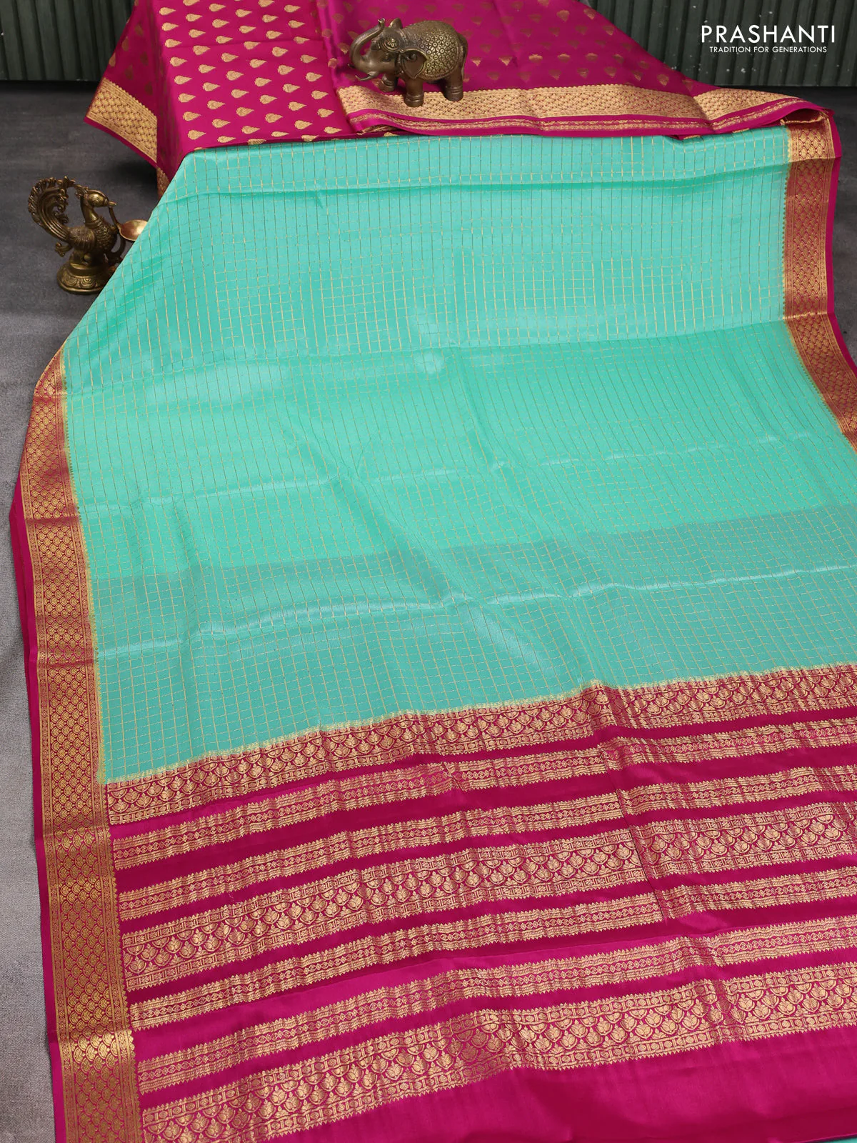 Pure mysore silk partly saree teal green shade and pink with allover zari woven checked pattern and zari woven border - Image 3