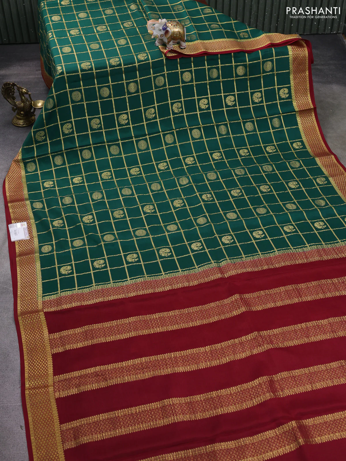 Pure mysore silk saree bottle green and maroon with allover zari checks & buttas and zari woven border - Image 2