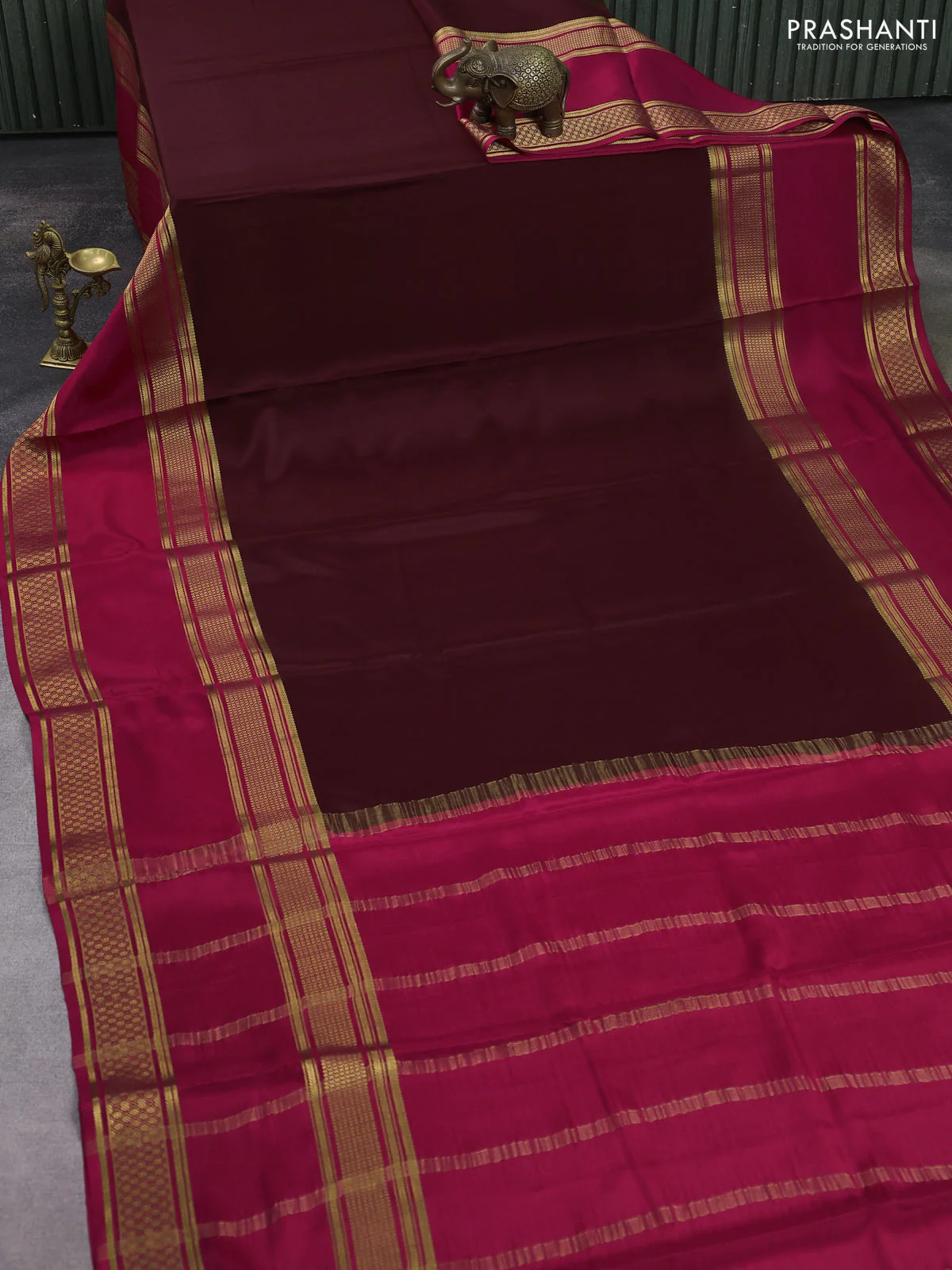 Pure mysore silk saree coffee brown and magenta pink with plain body and rettapet zari woven border - Image 2