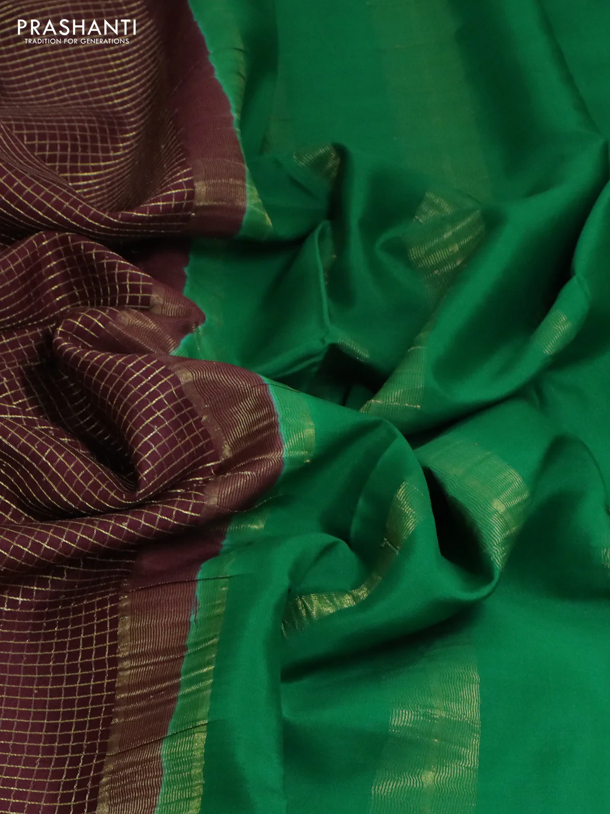 Pure mysore silk saree deep maroon and green with allover small zari checked pattern and zari woven border - Image 3