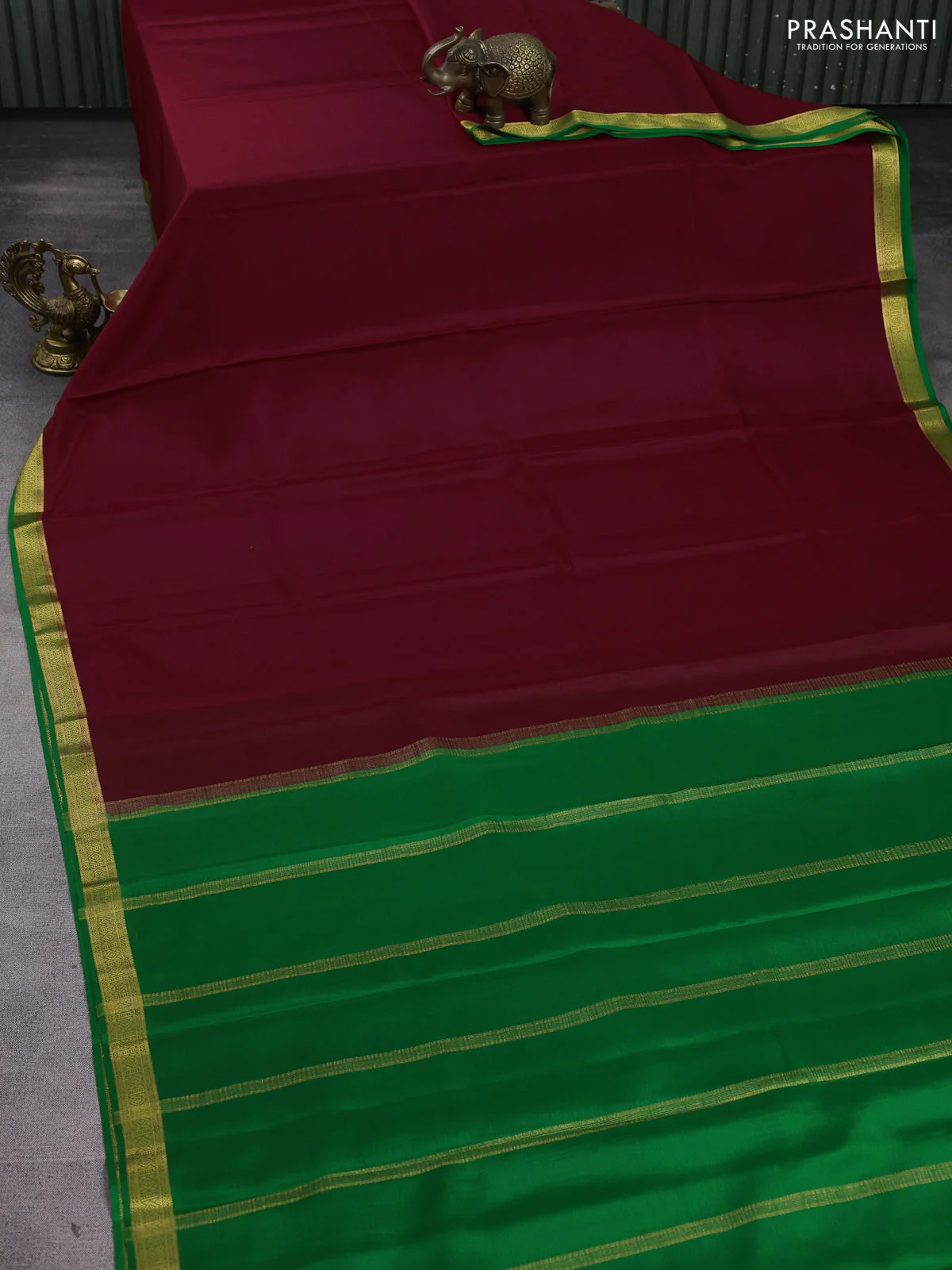 Pure mysore silk saree deep maroon and green with plain body and zari woven border - Image 2