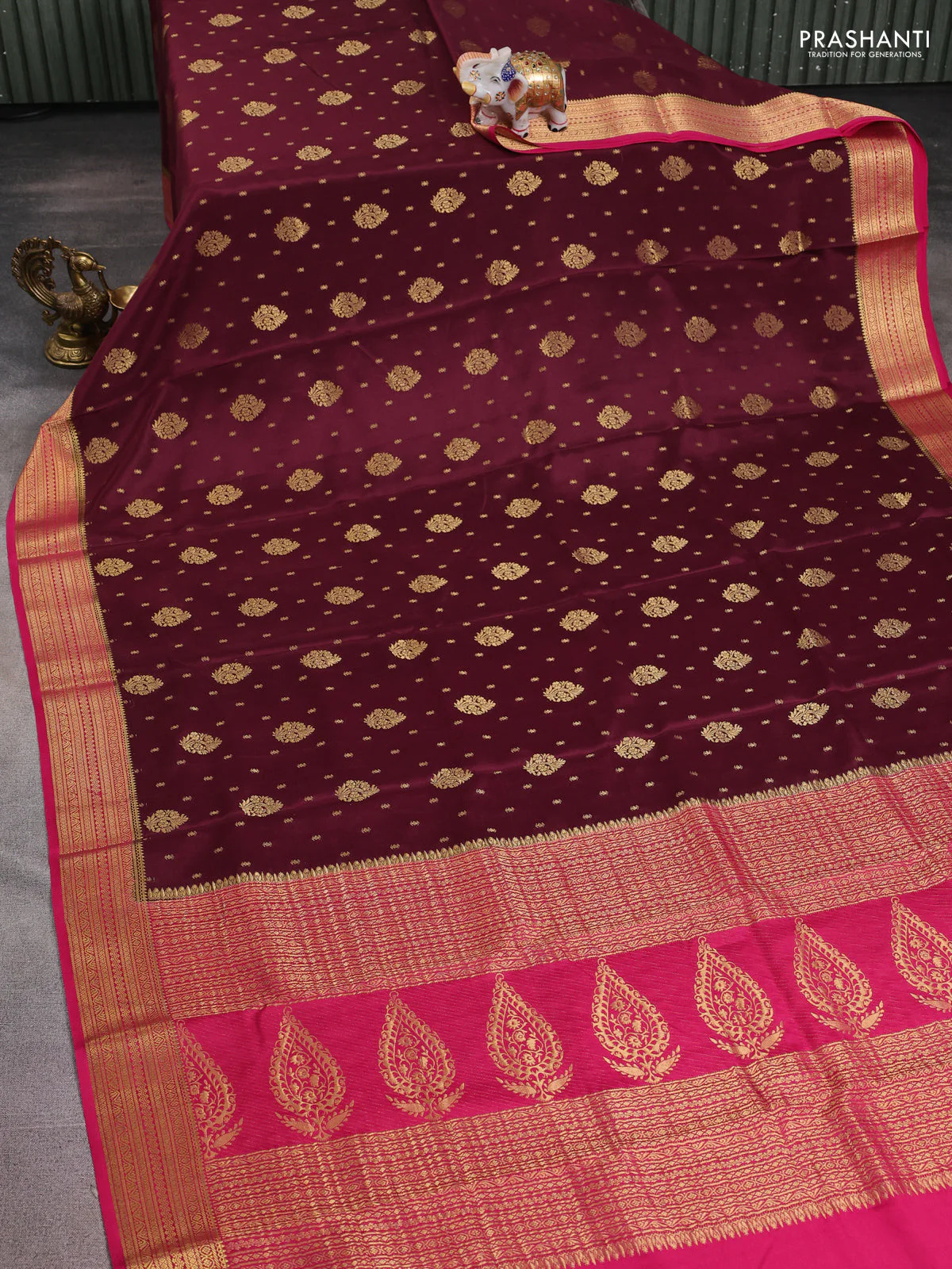 Pure mysore silk saree deep maroon and pink with allover zari woven buttas and zari woven border - Image 2