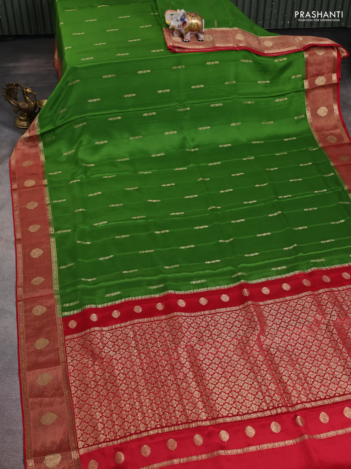 Pure mysore silk saree green and red with zari woven buttas and zari woven border - Image 2