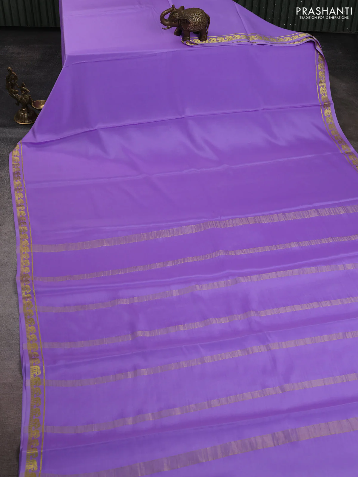 Pure mysore silk saree lavender with plain body and elephant zari woven border - Image 2