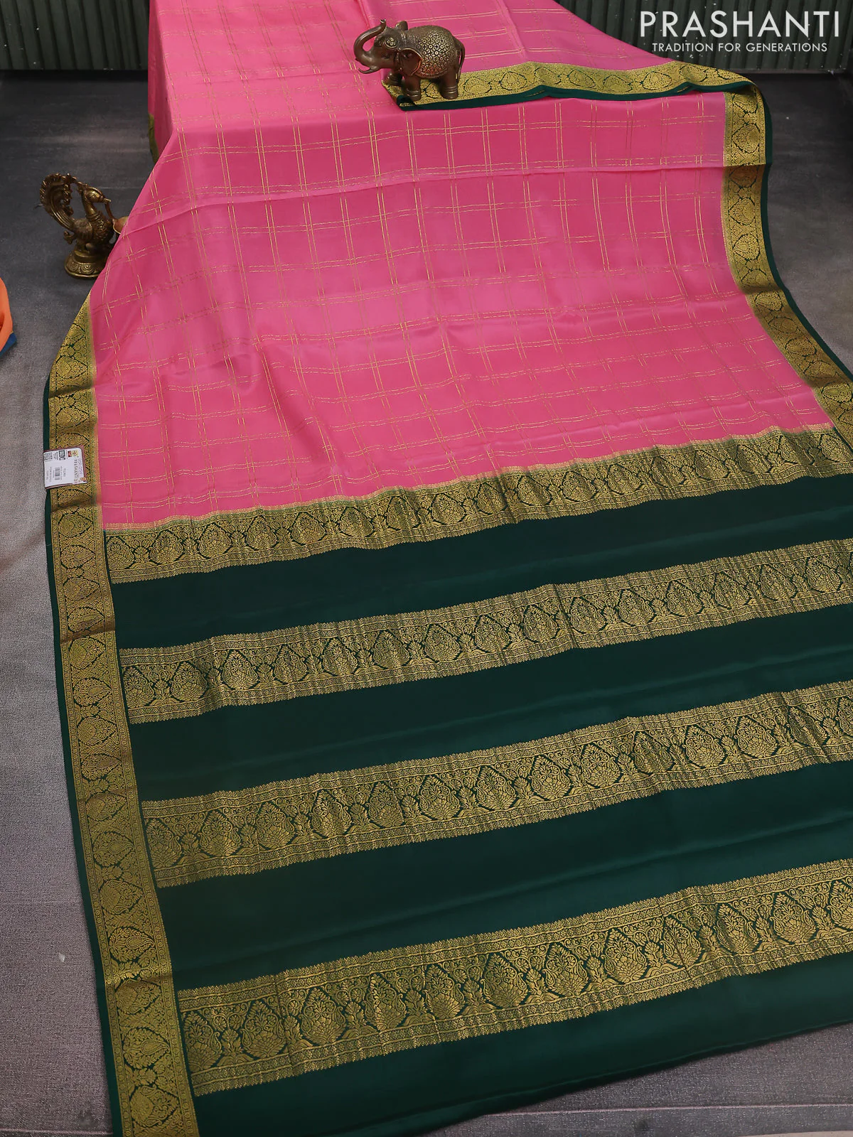 Pure mysore silk saree light pink and green with allover zari checked pattern and zari woven border - Image 2